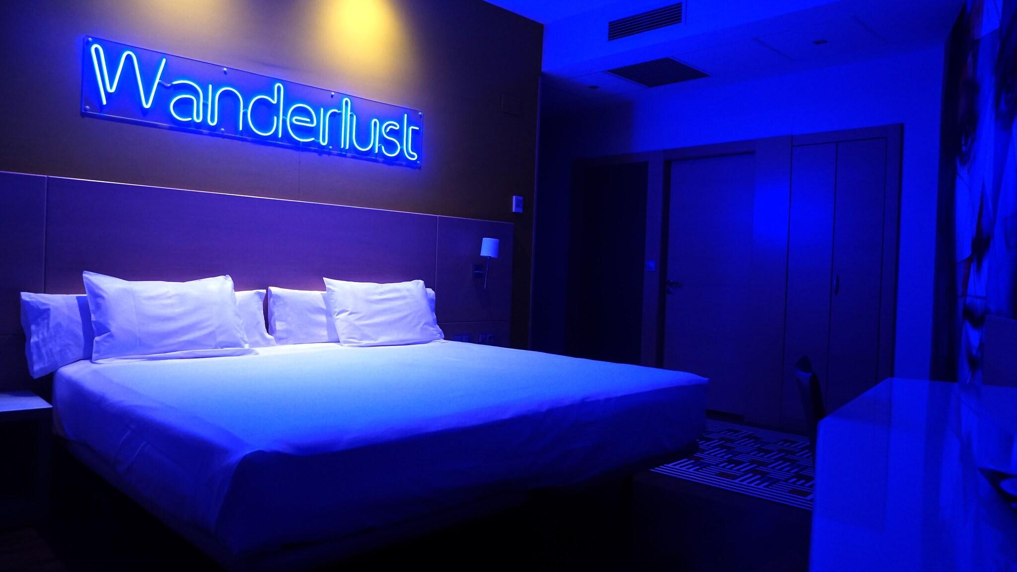 Double King Size Bed