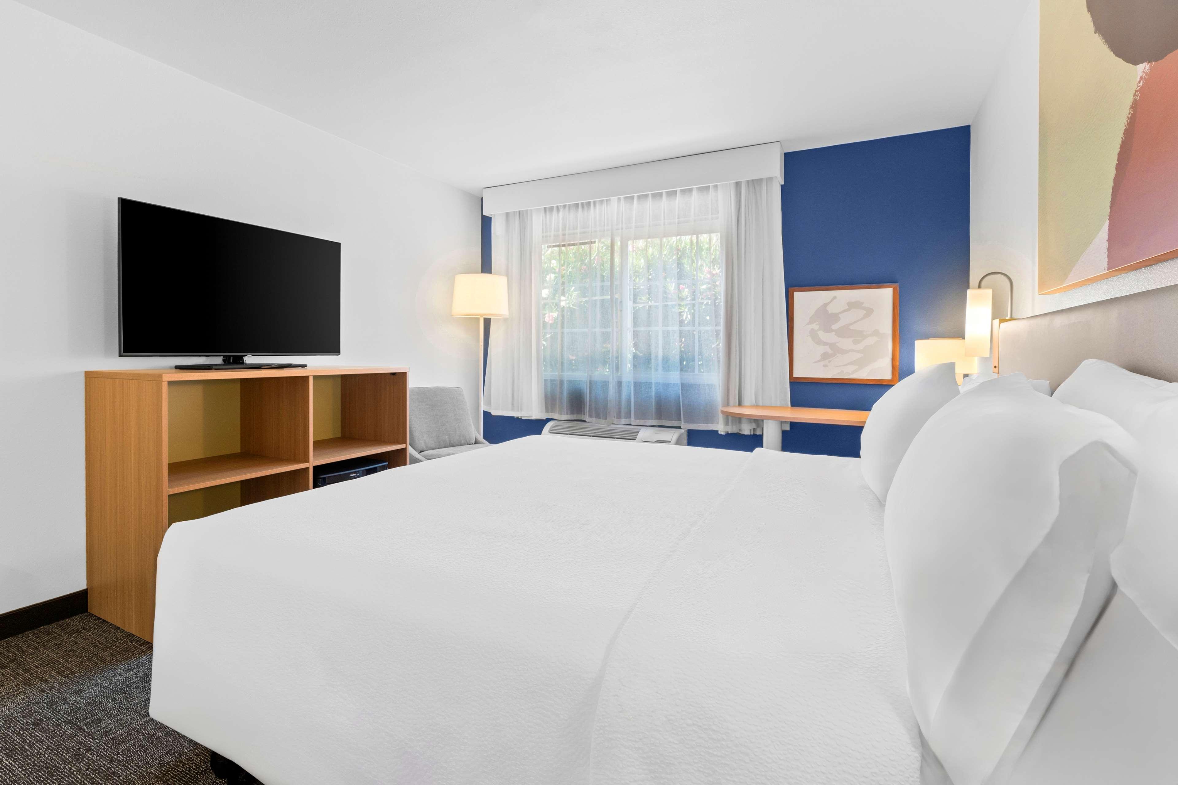 Double Accessible King Size Bed