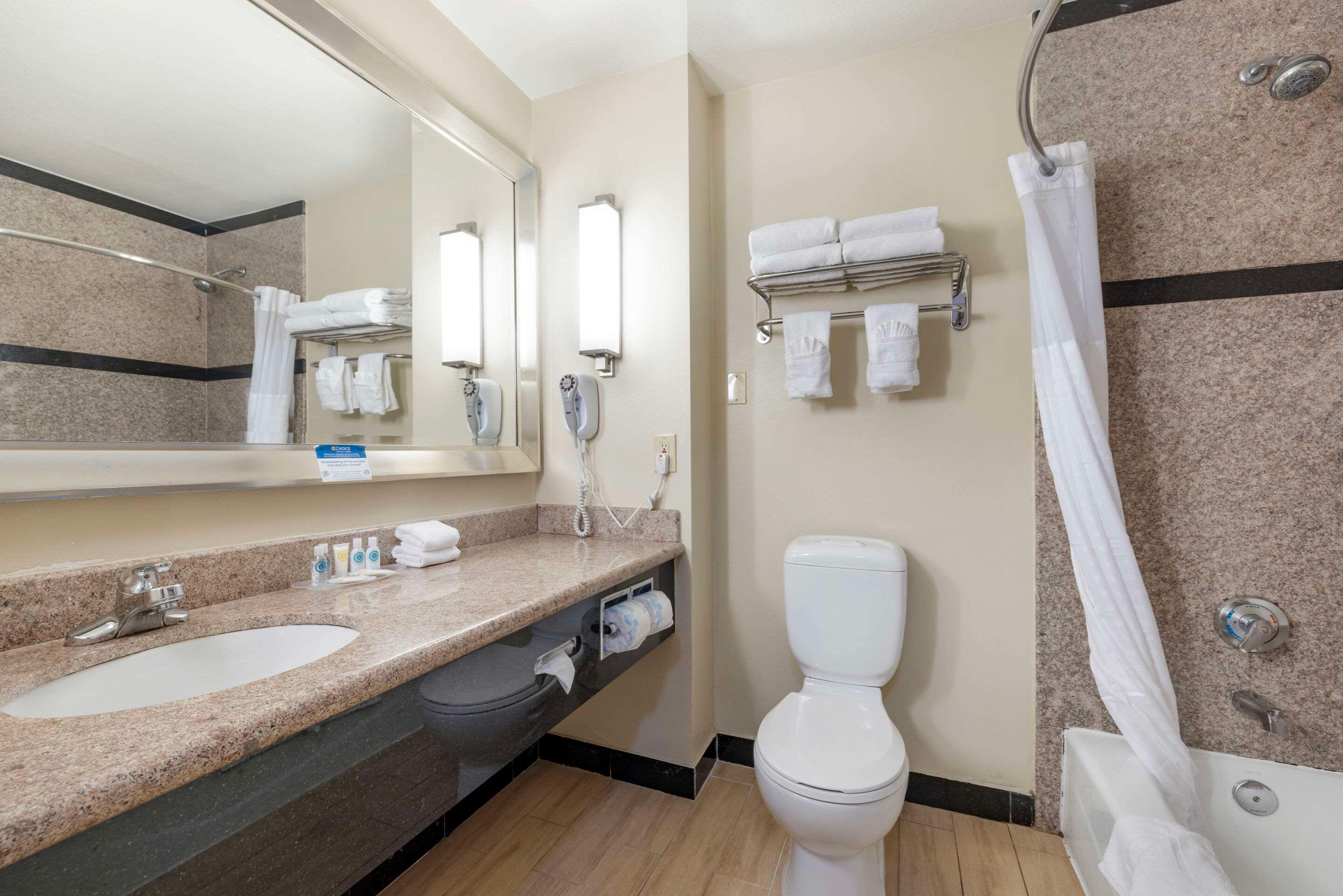 Suite Two Queen Beds Non Smoking