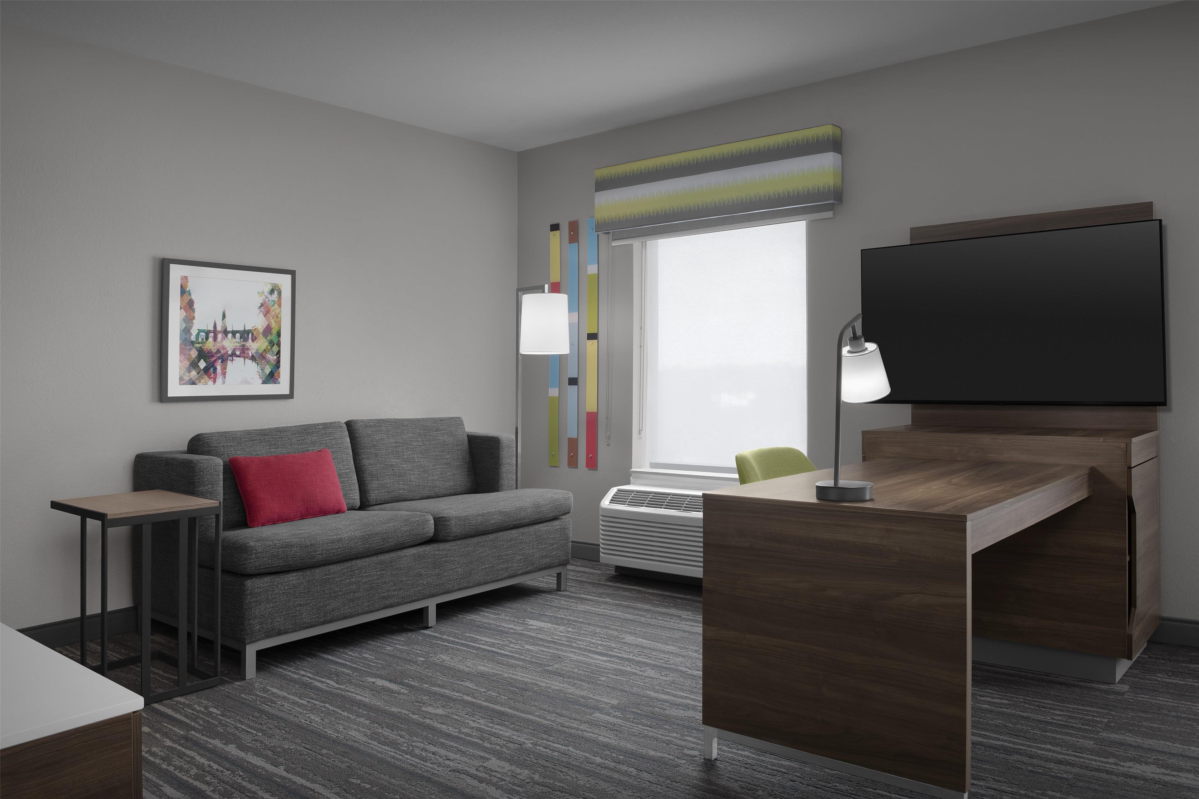 Studio Two Queen Beds