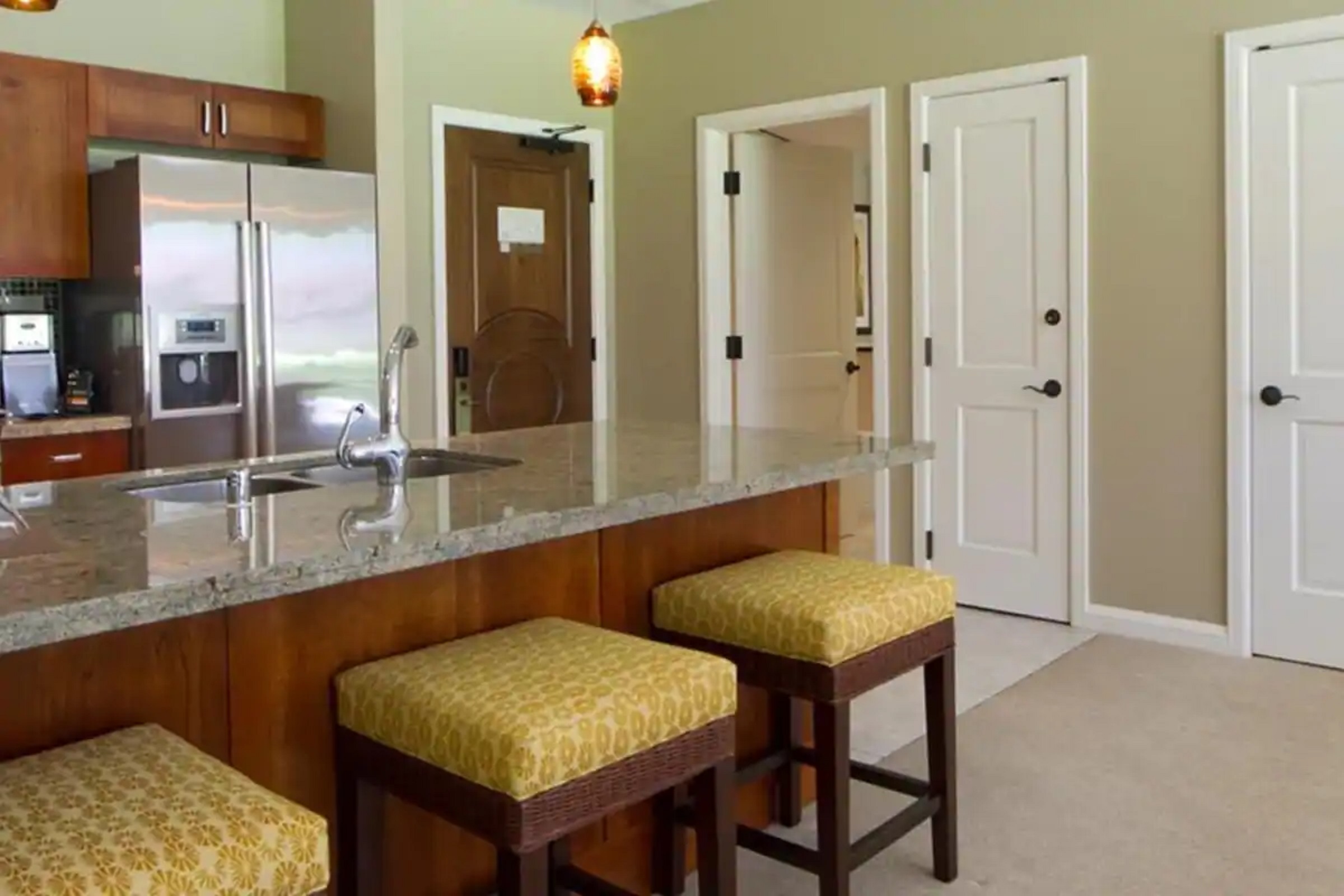 Studio Partial Ocean View