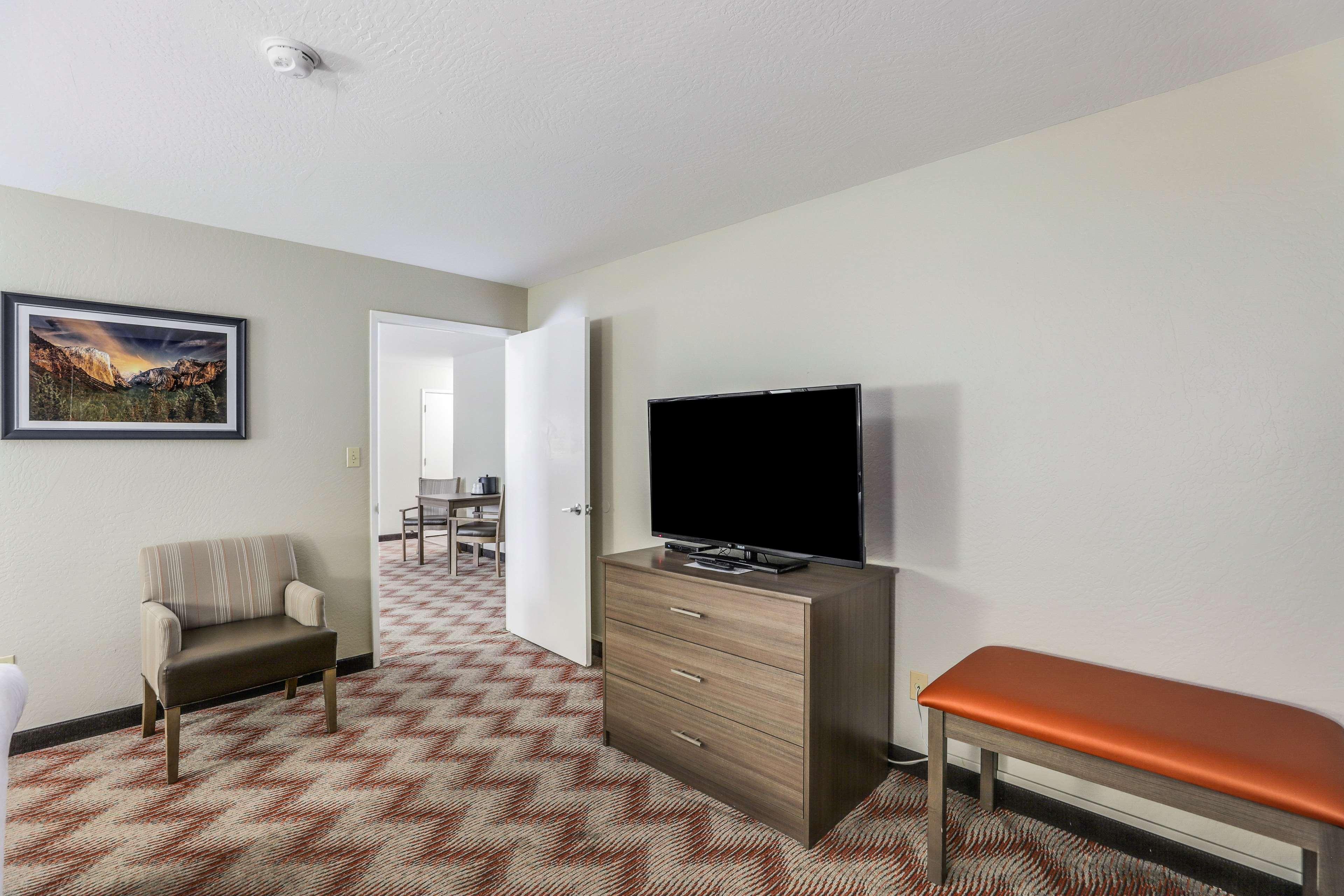 Suite King Bed Non Smoking