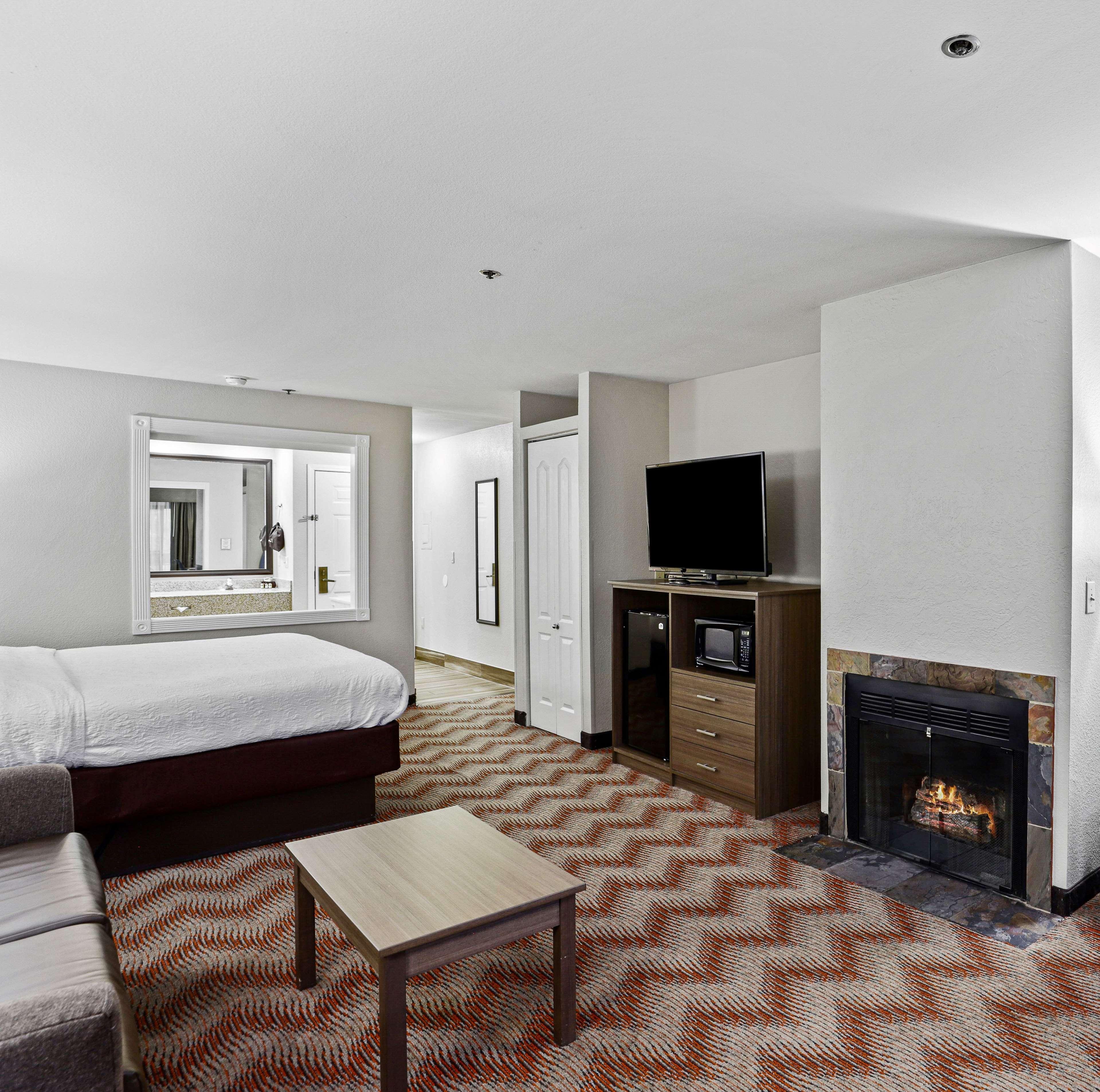 Suite with Views Non Smoking