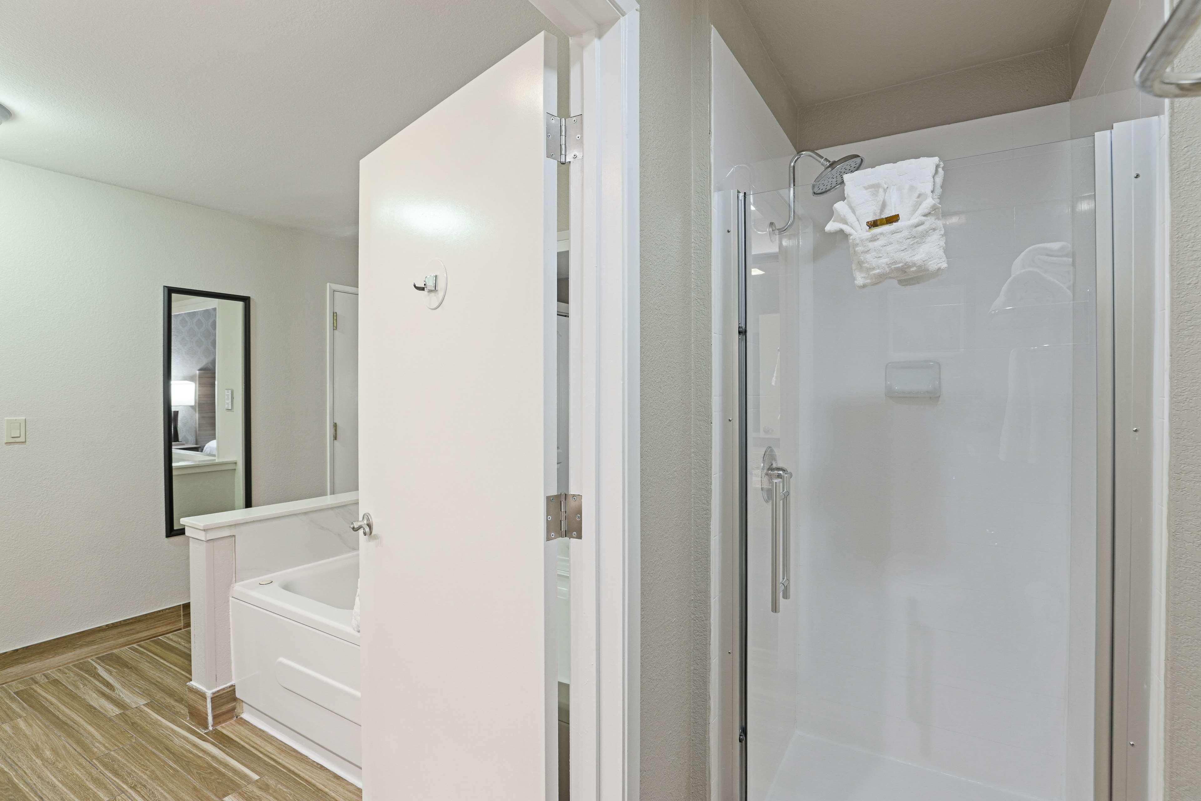 Suite with Views Non Smoking