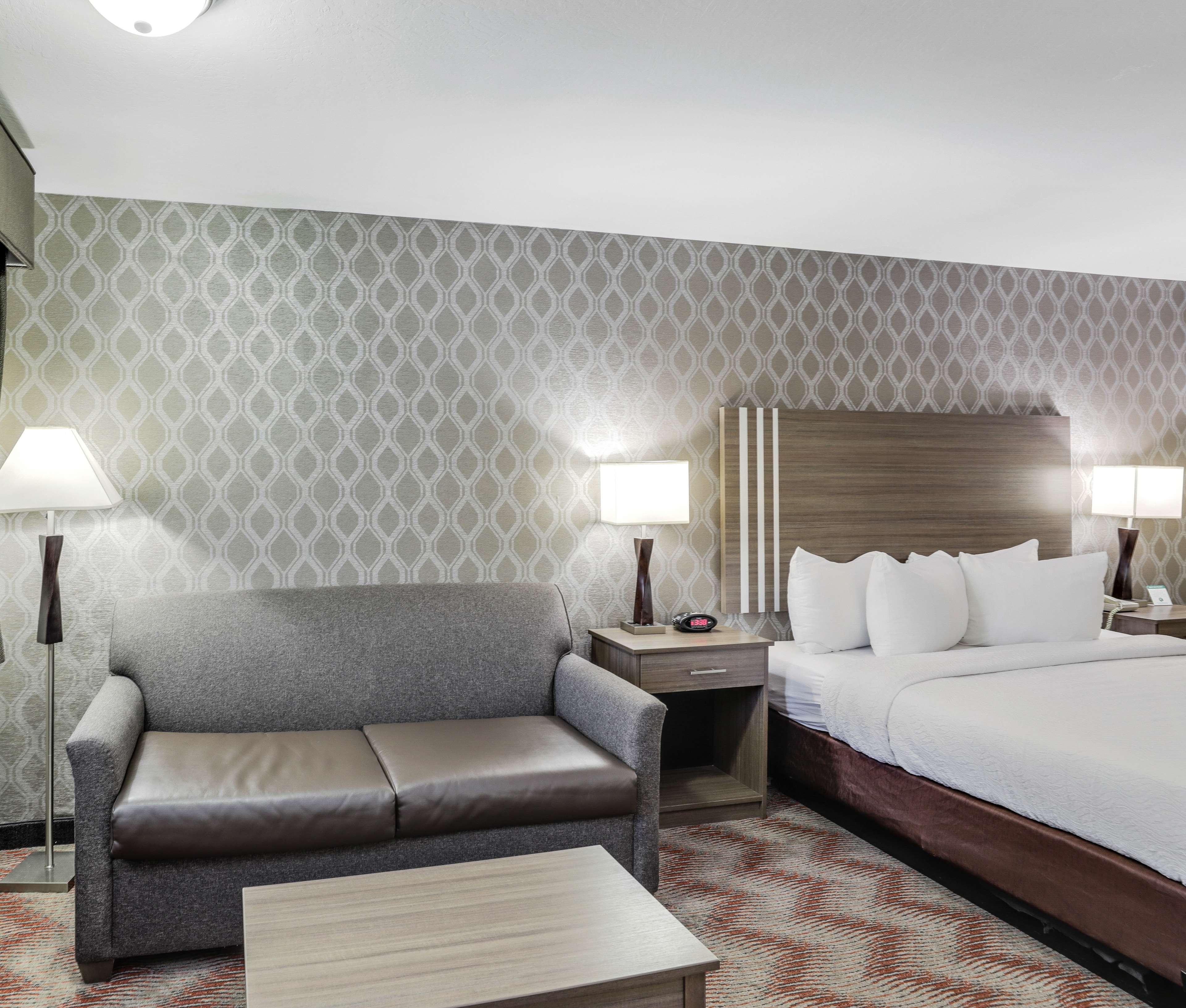 Double Accessible King Size Bed