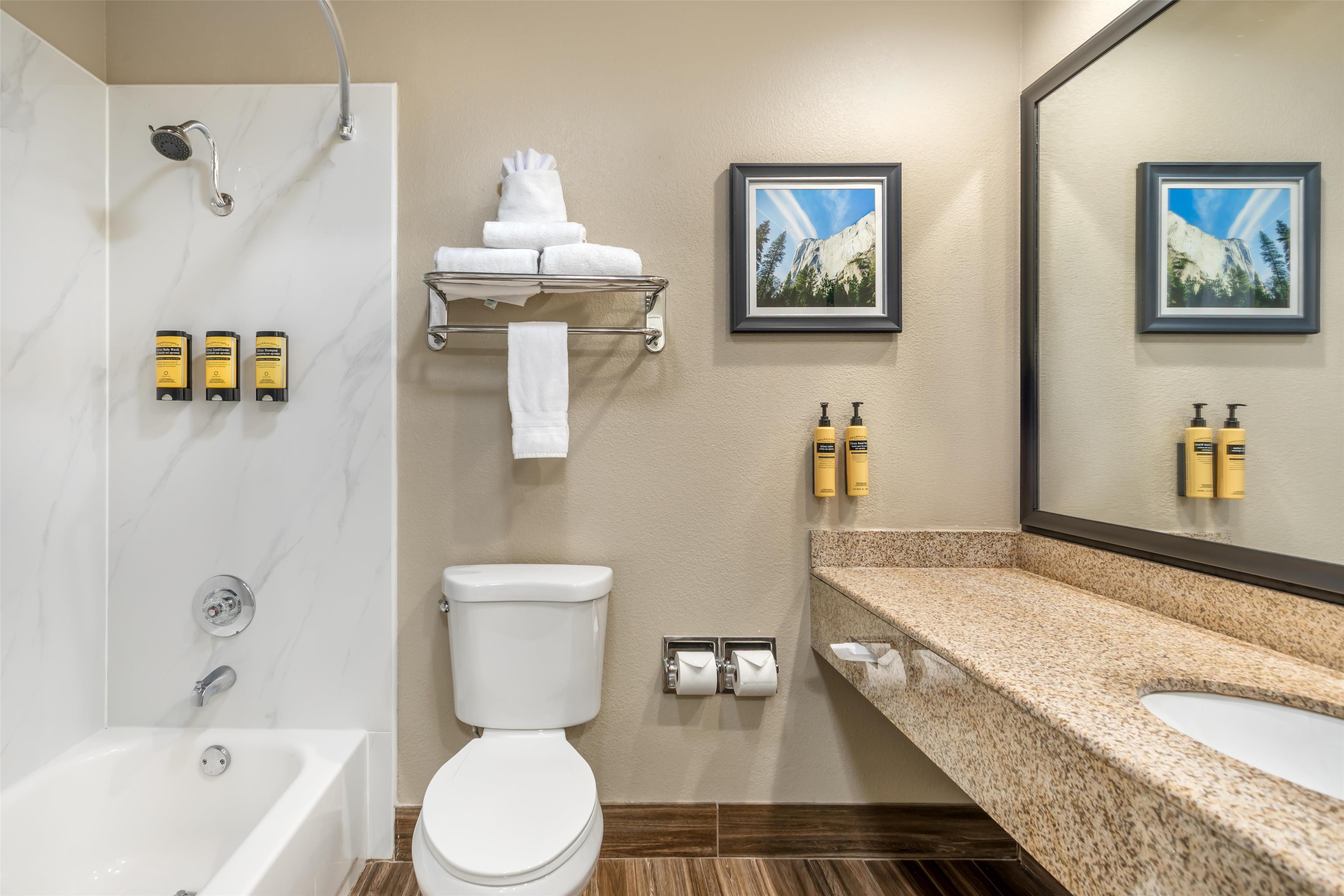 Double Two Queen Beds Non Smoking