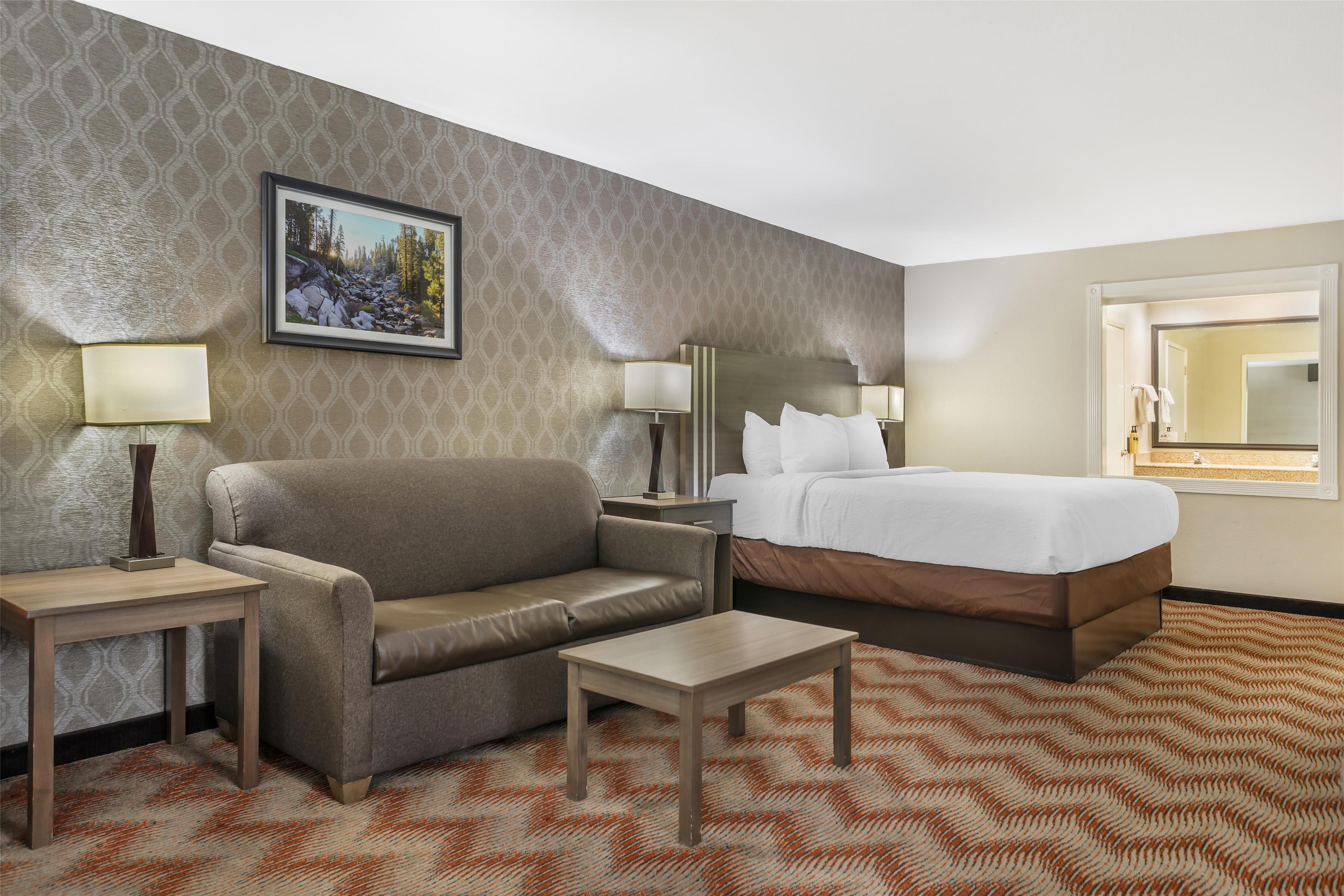 Suite with Views Non Smoking