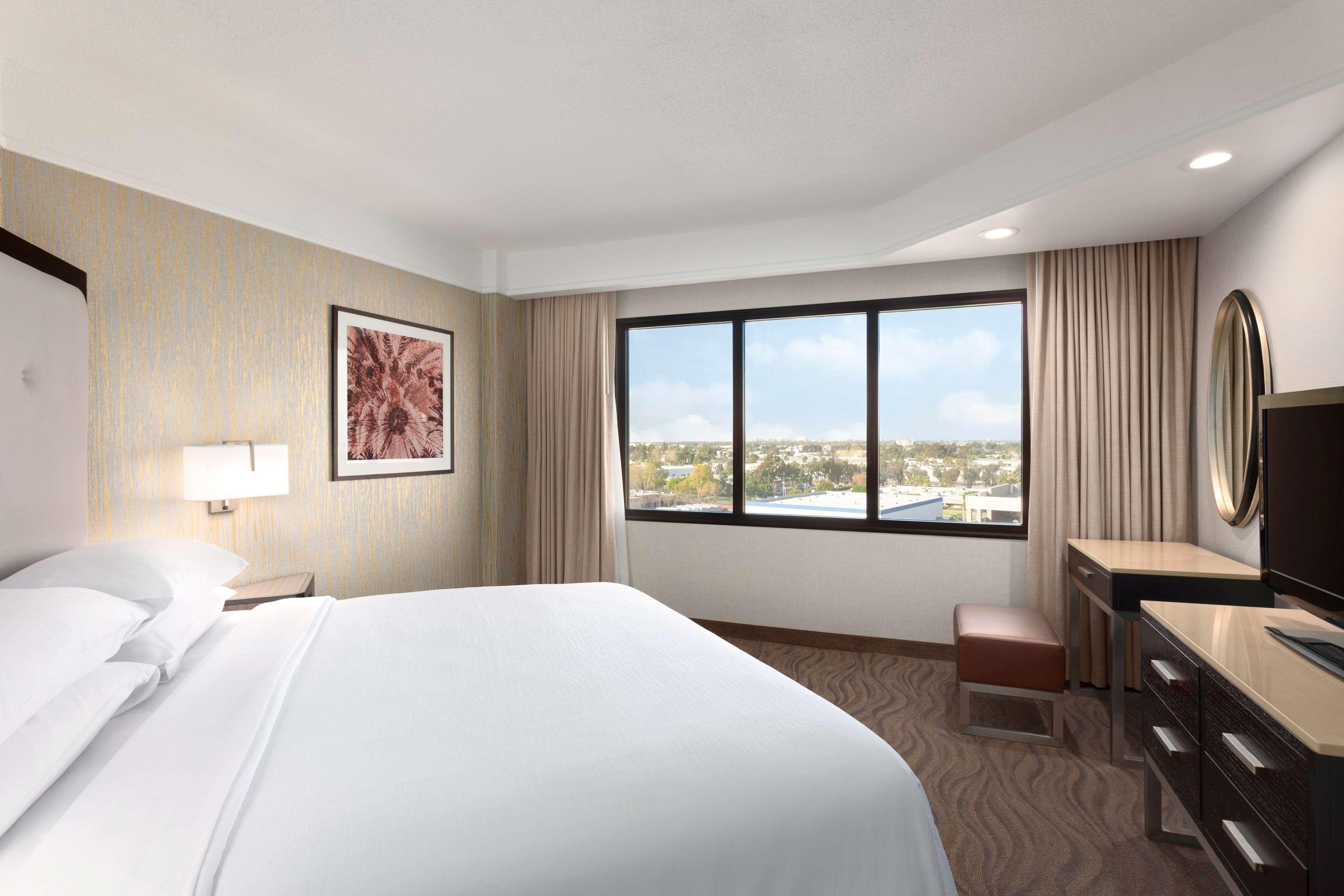 Suite King Bed Non Smoking