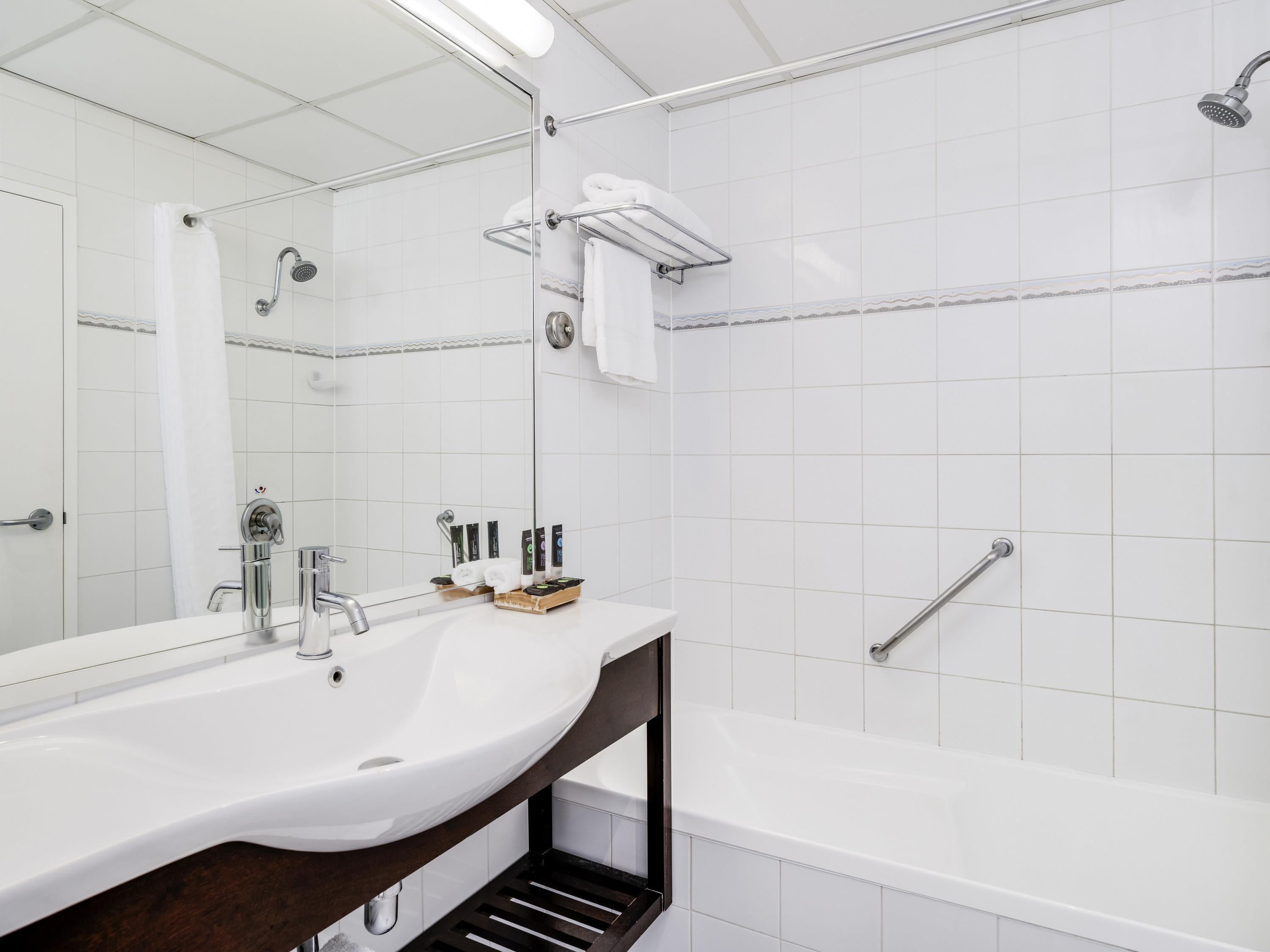 Double City View King Bed