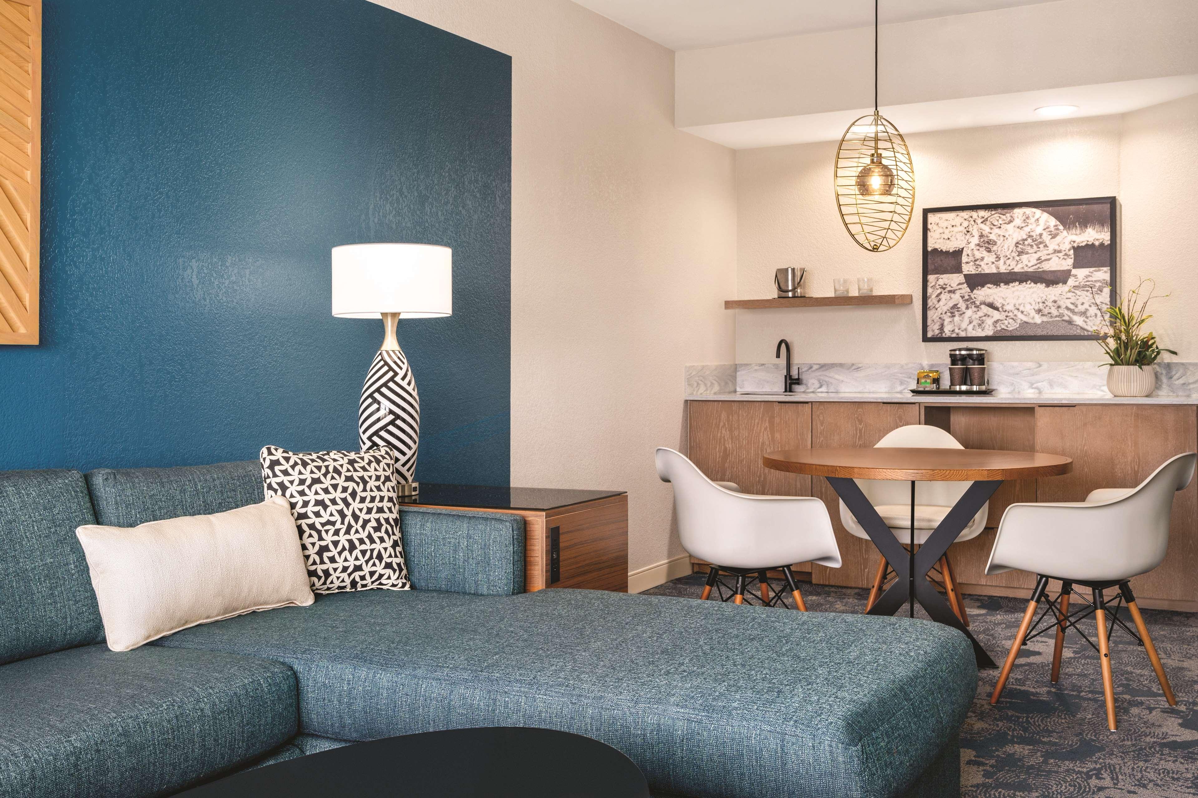 Suite Two Queen Beds