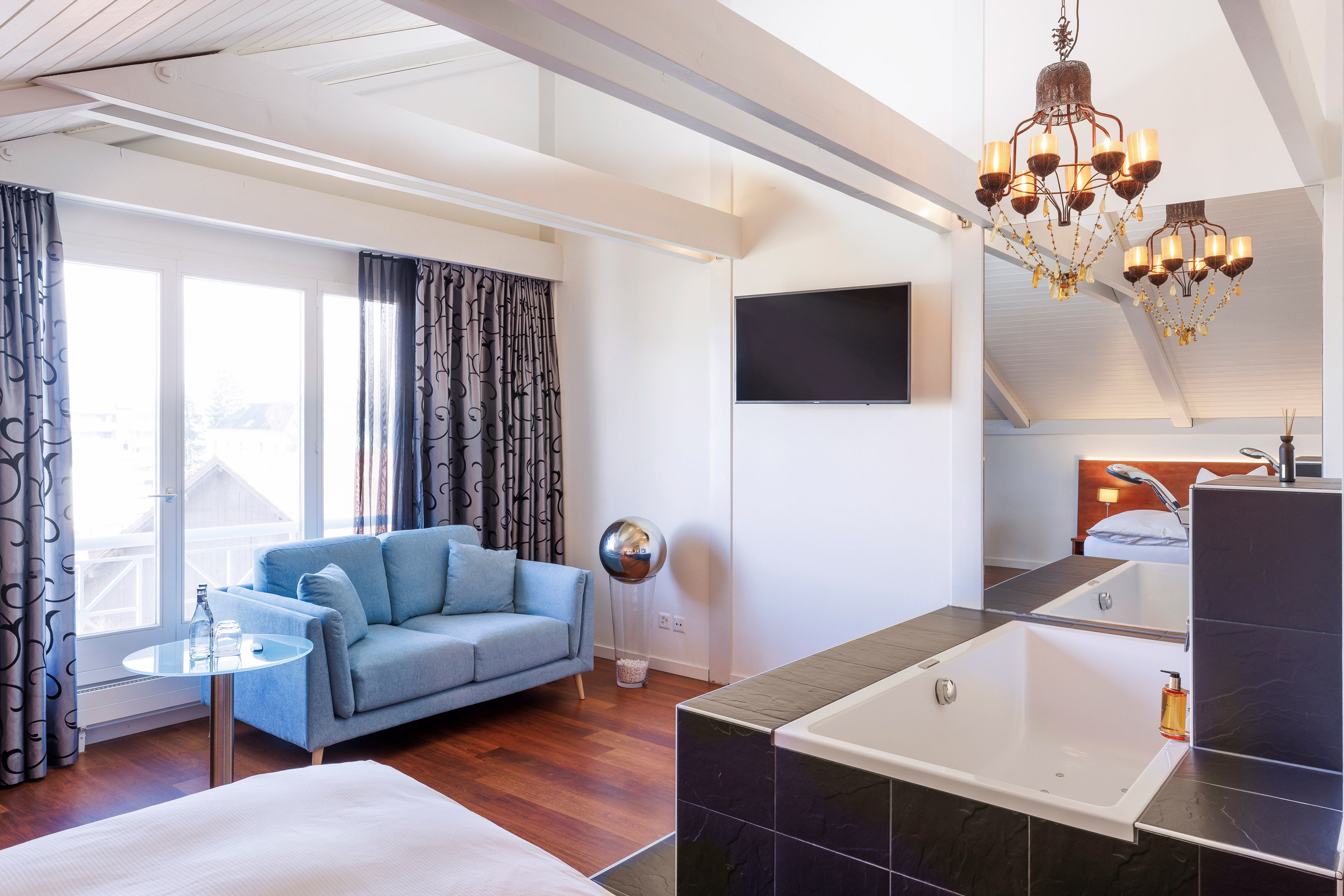 Suite with Jacuzzi