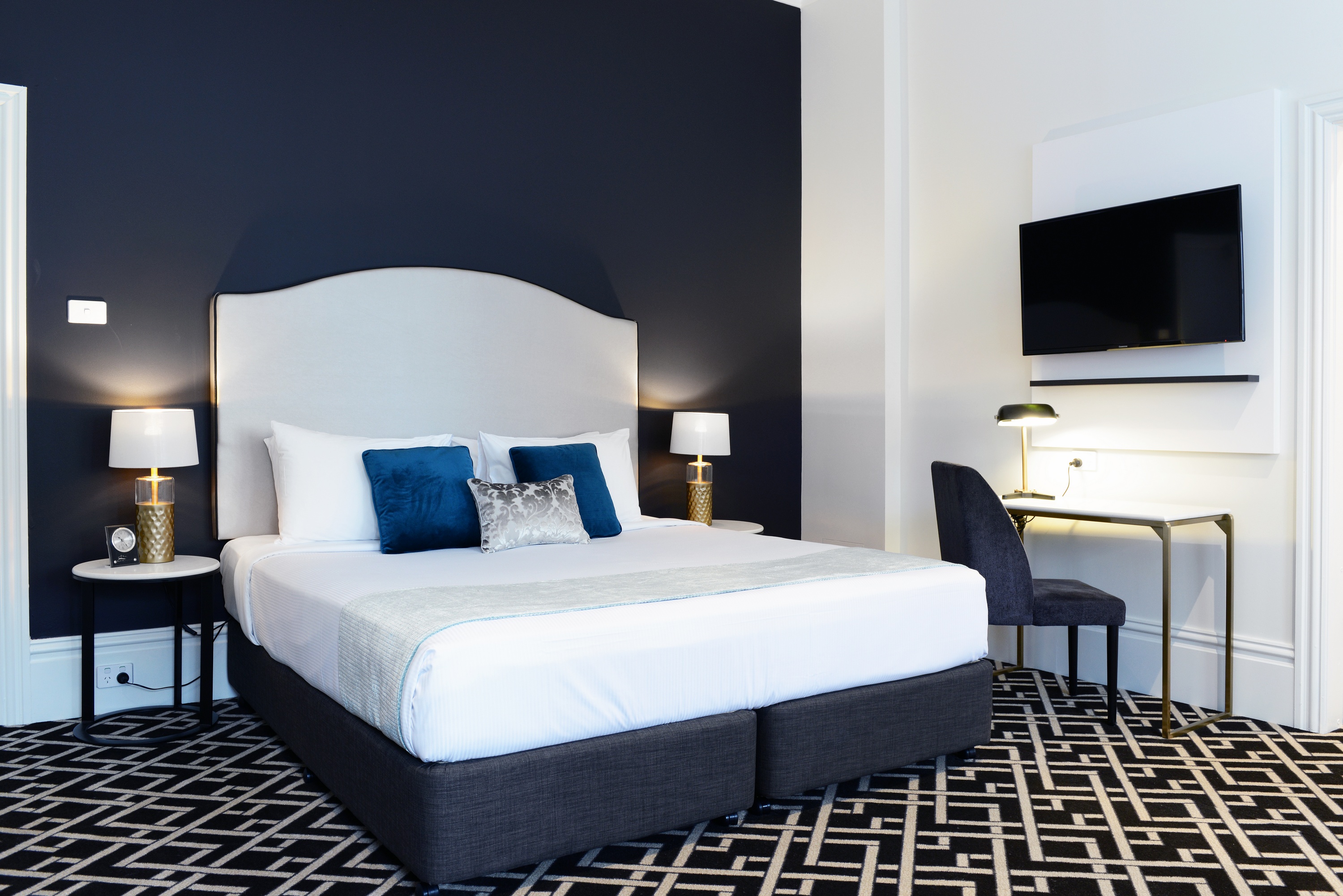 Double King Size Bed