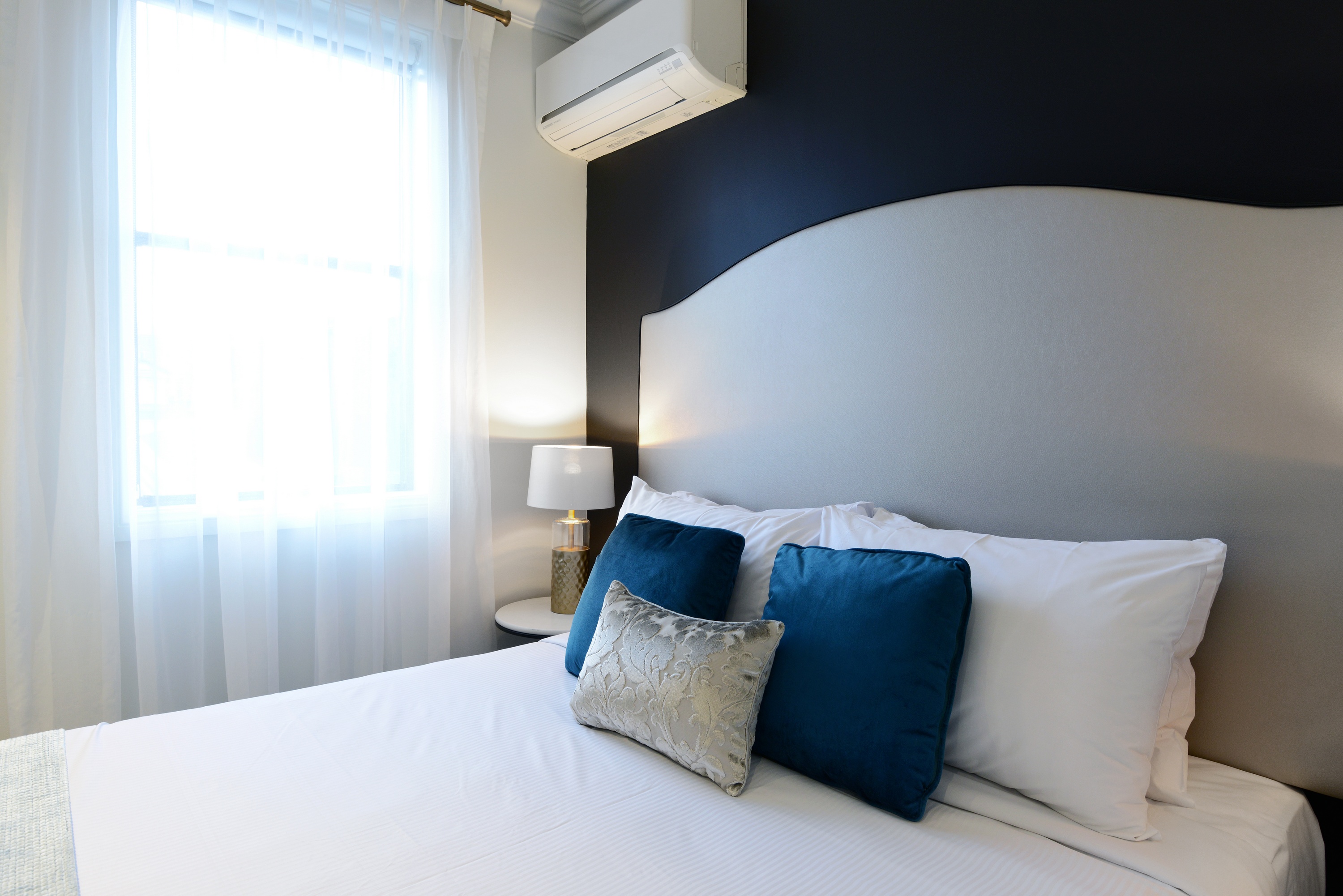 Double Queen Size Bed