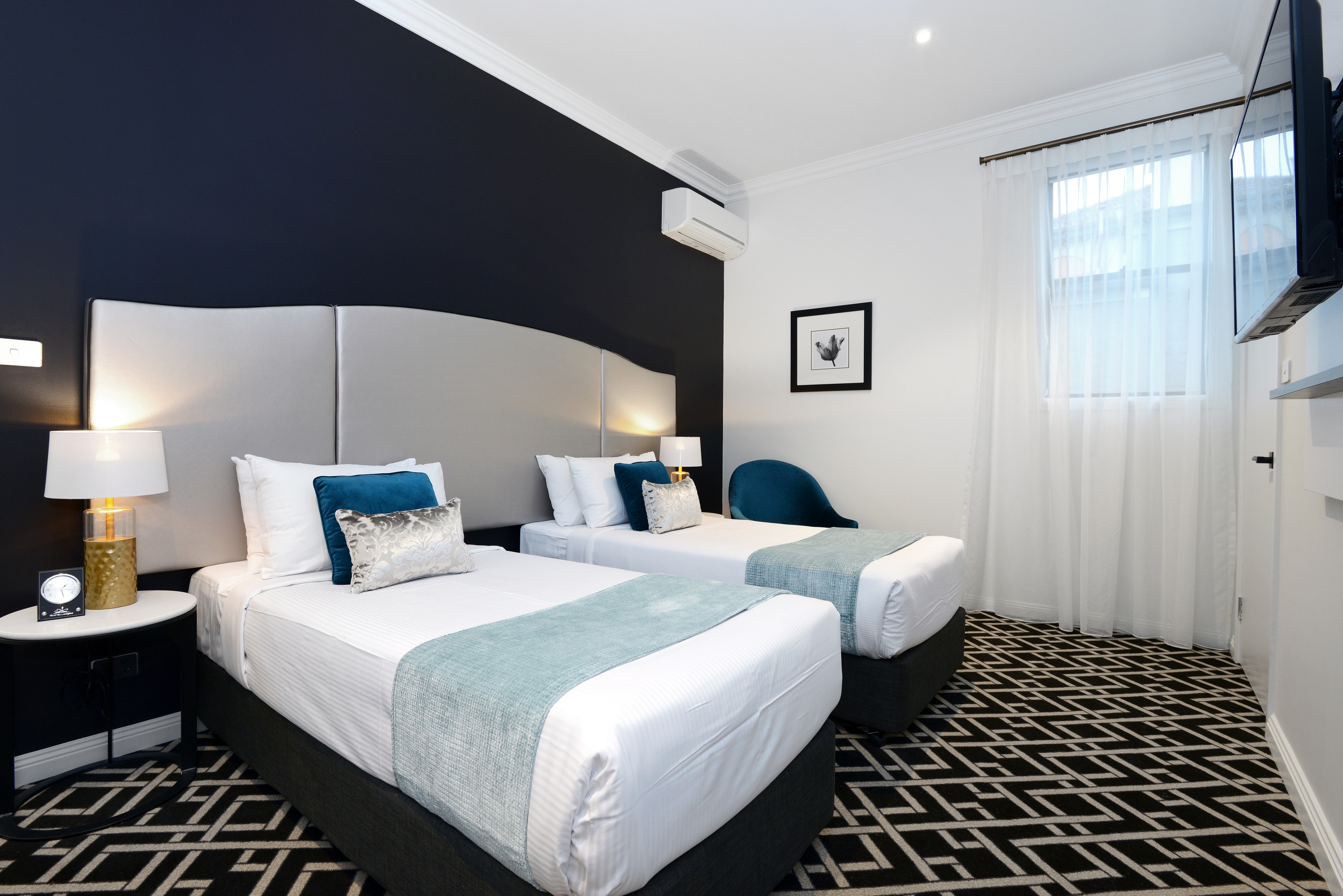 Double or Twin Standard