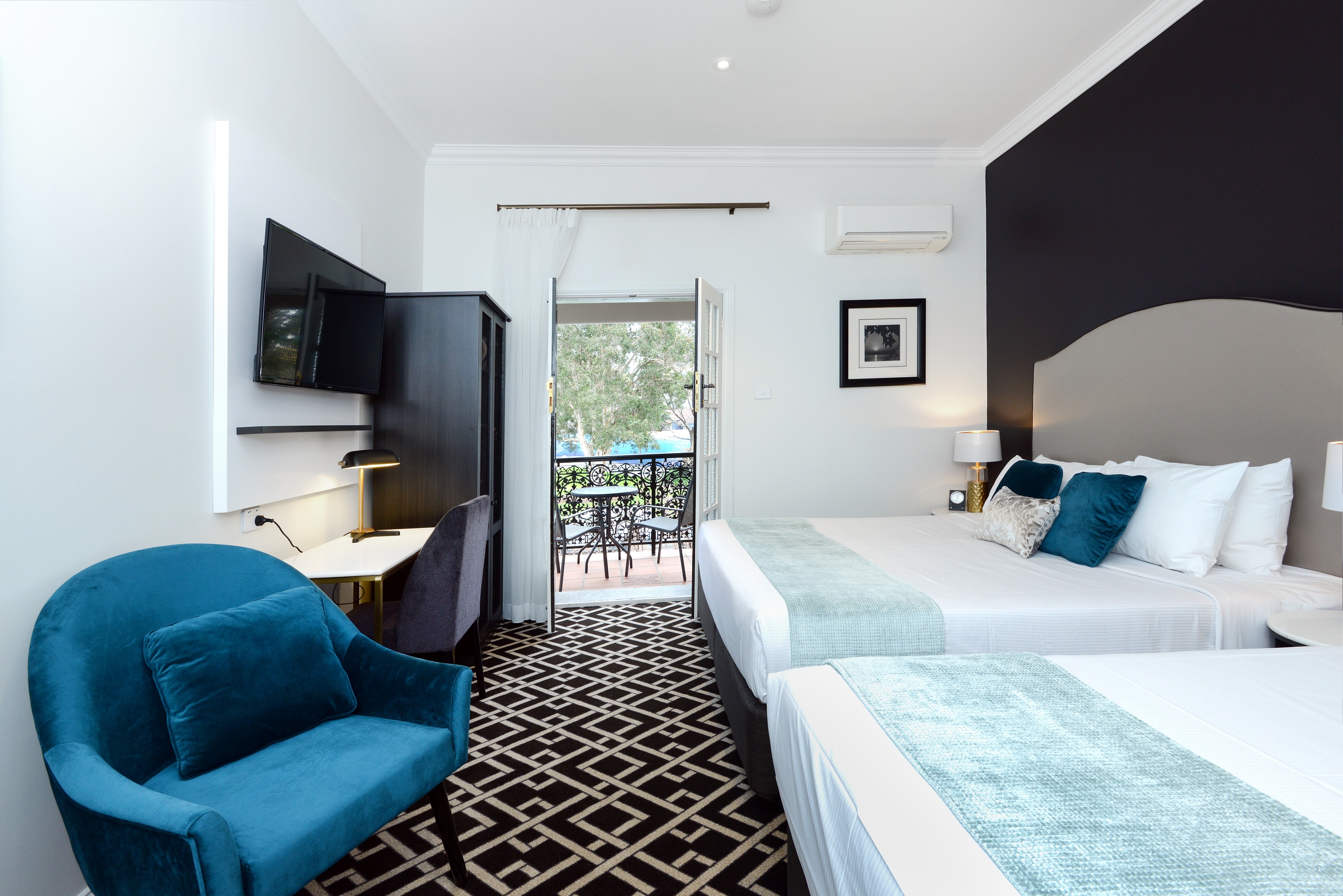 Double King Size Bed