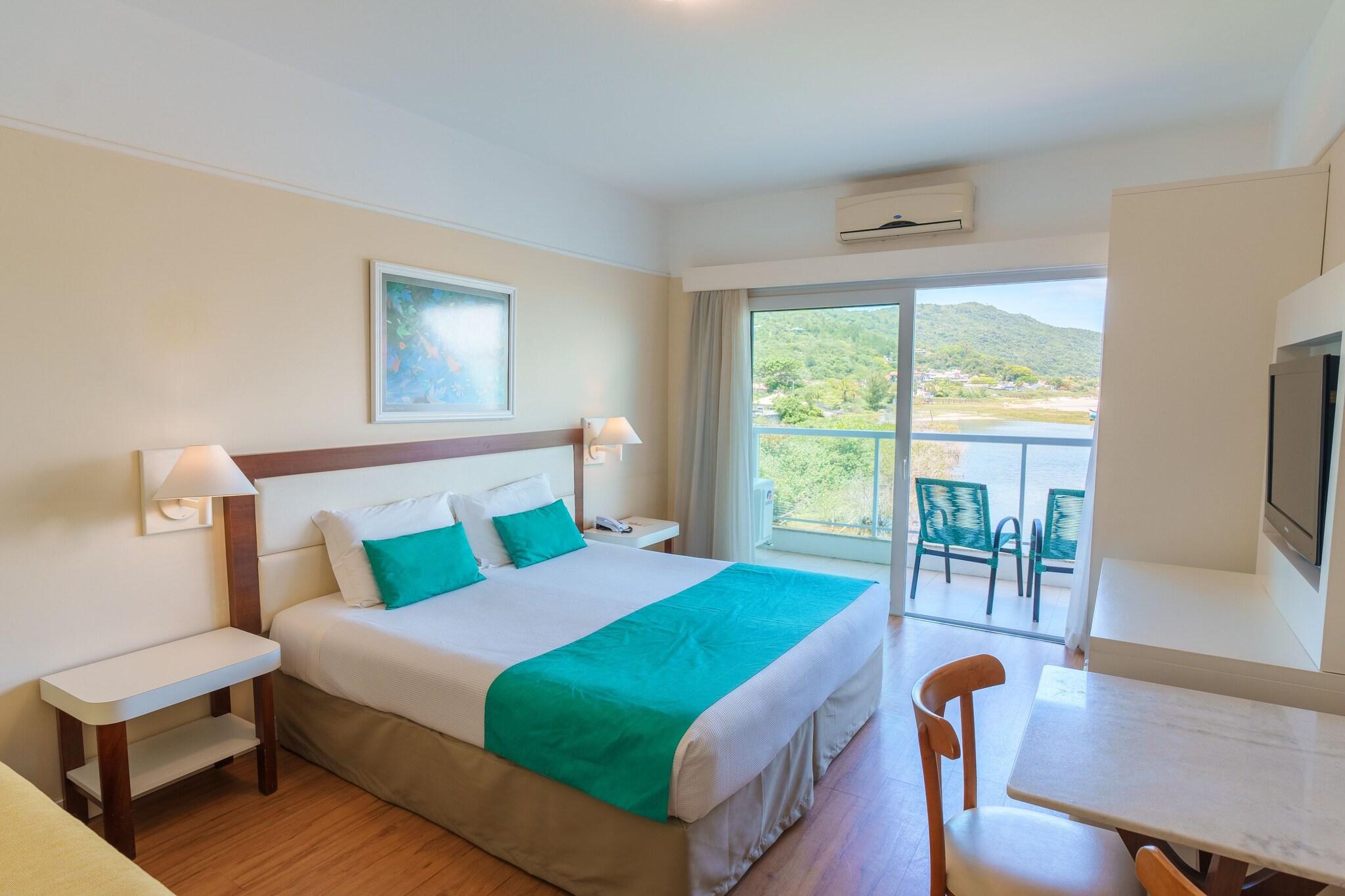 Double Superior Ocean View