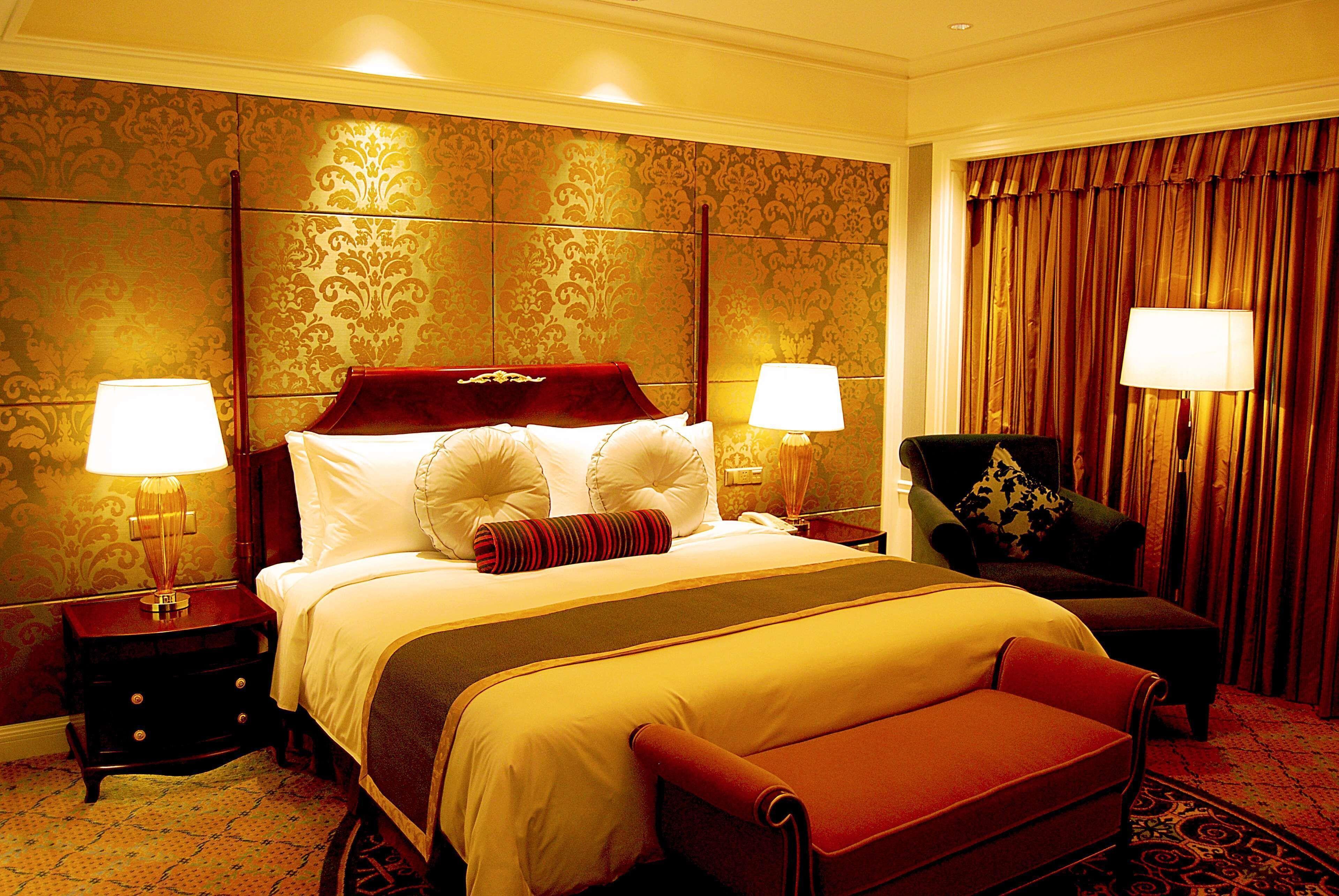Room Deluxe