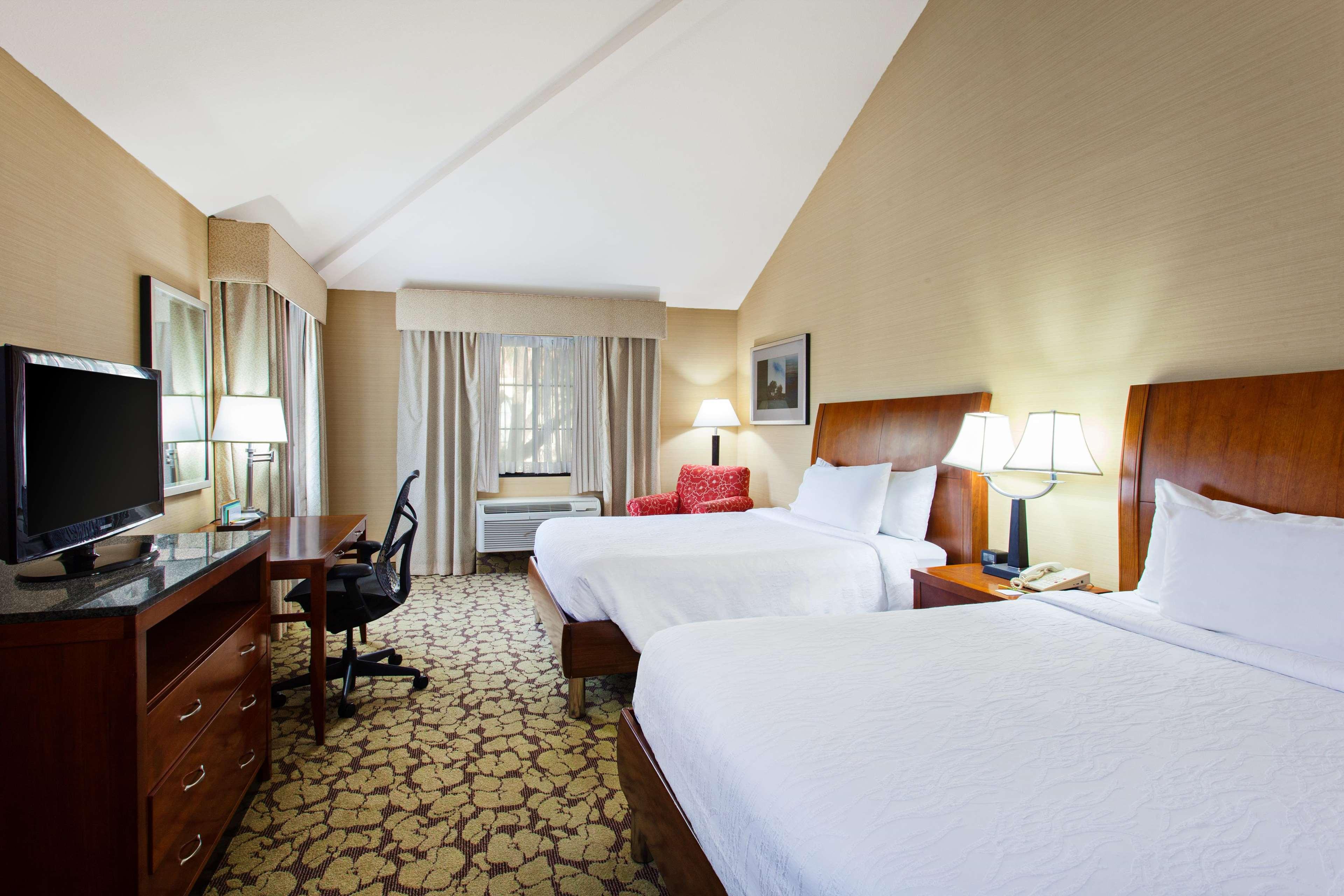 Double Deluxe Two Queen Beds