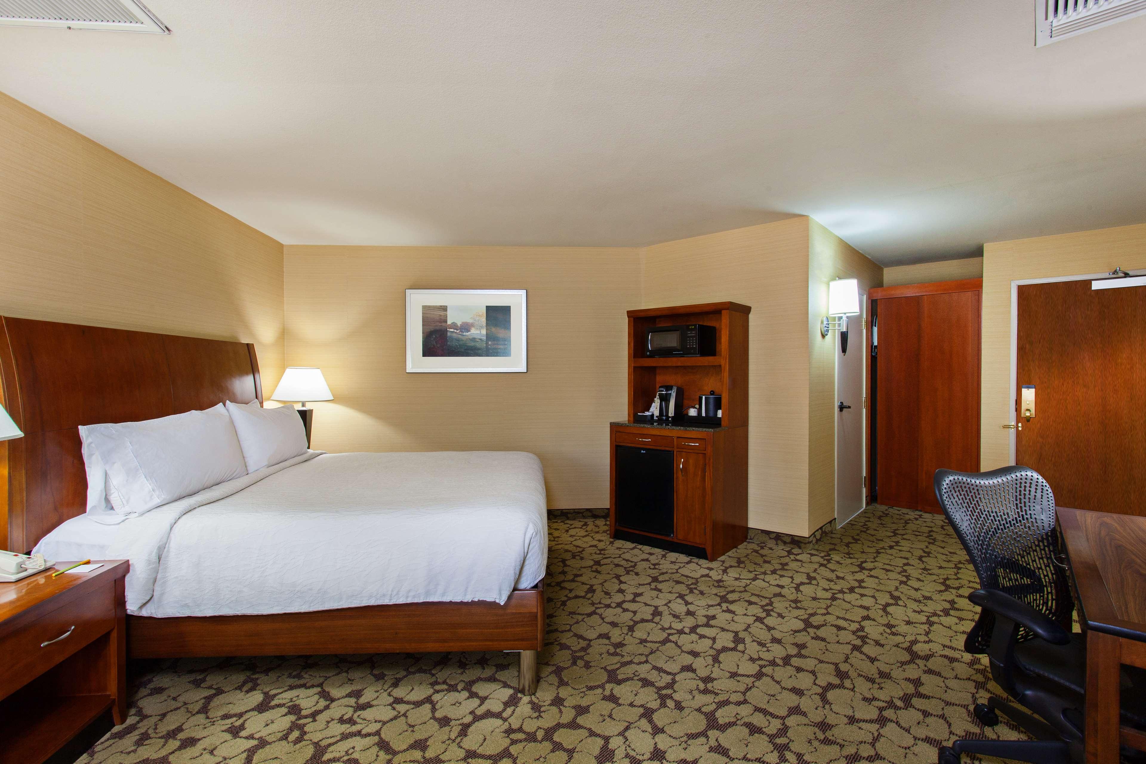 Double Deluxe King Bed