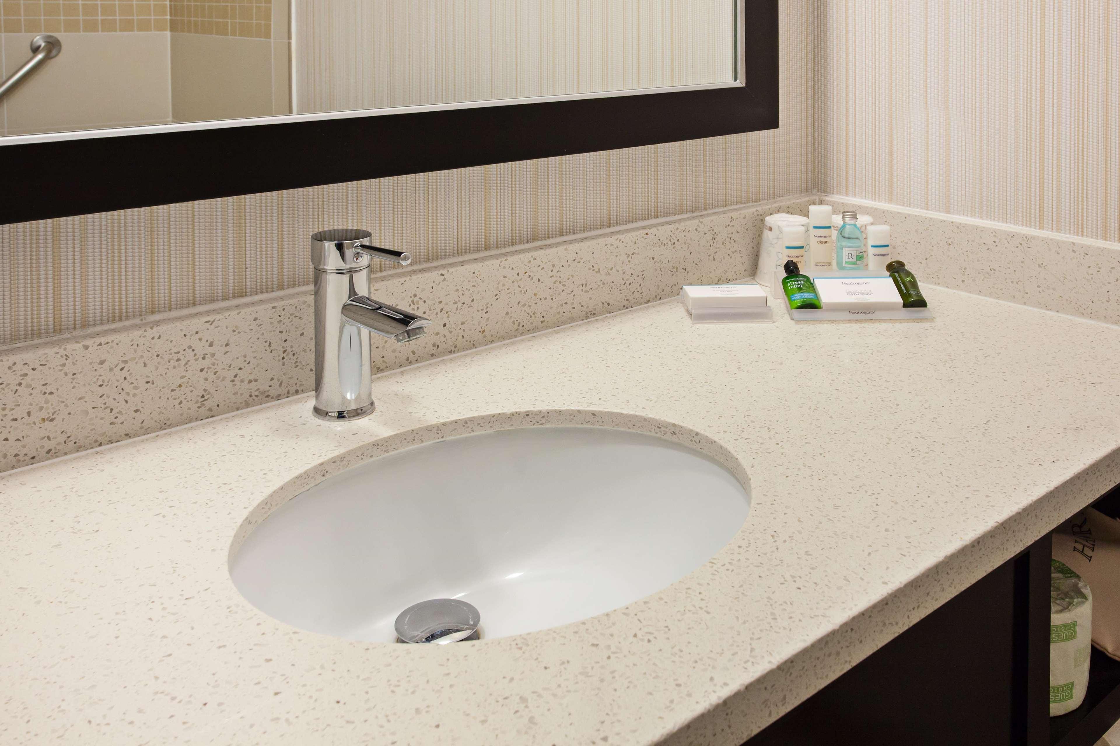 Double Deluxe Premier