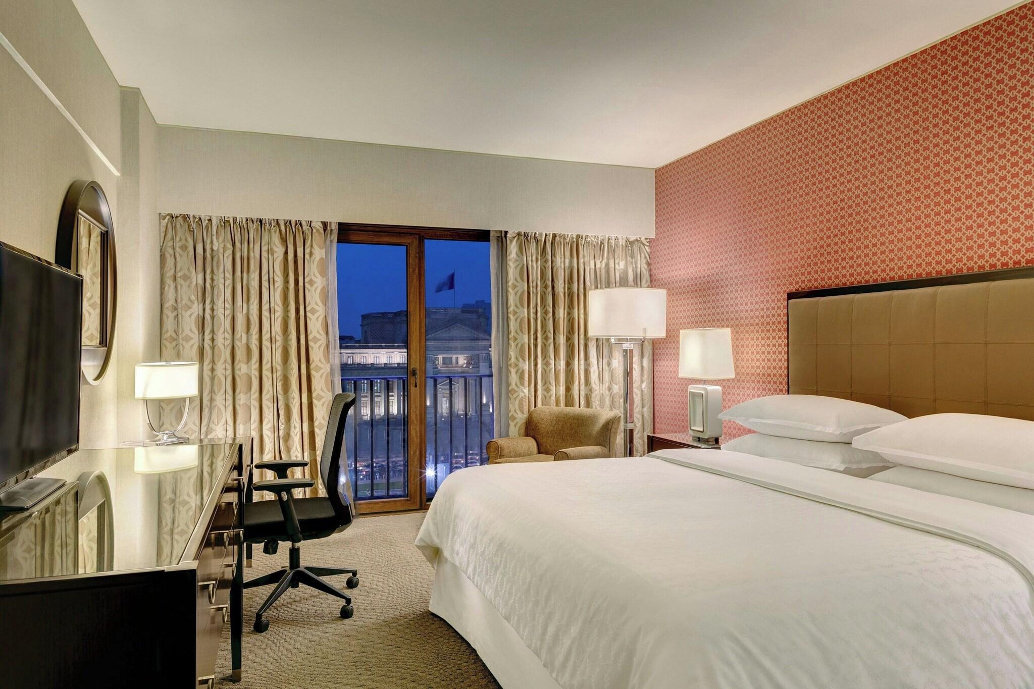 Double Classic King Bed