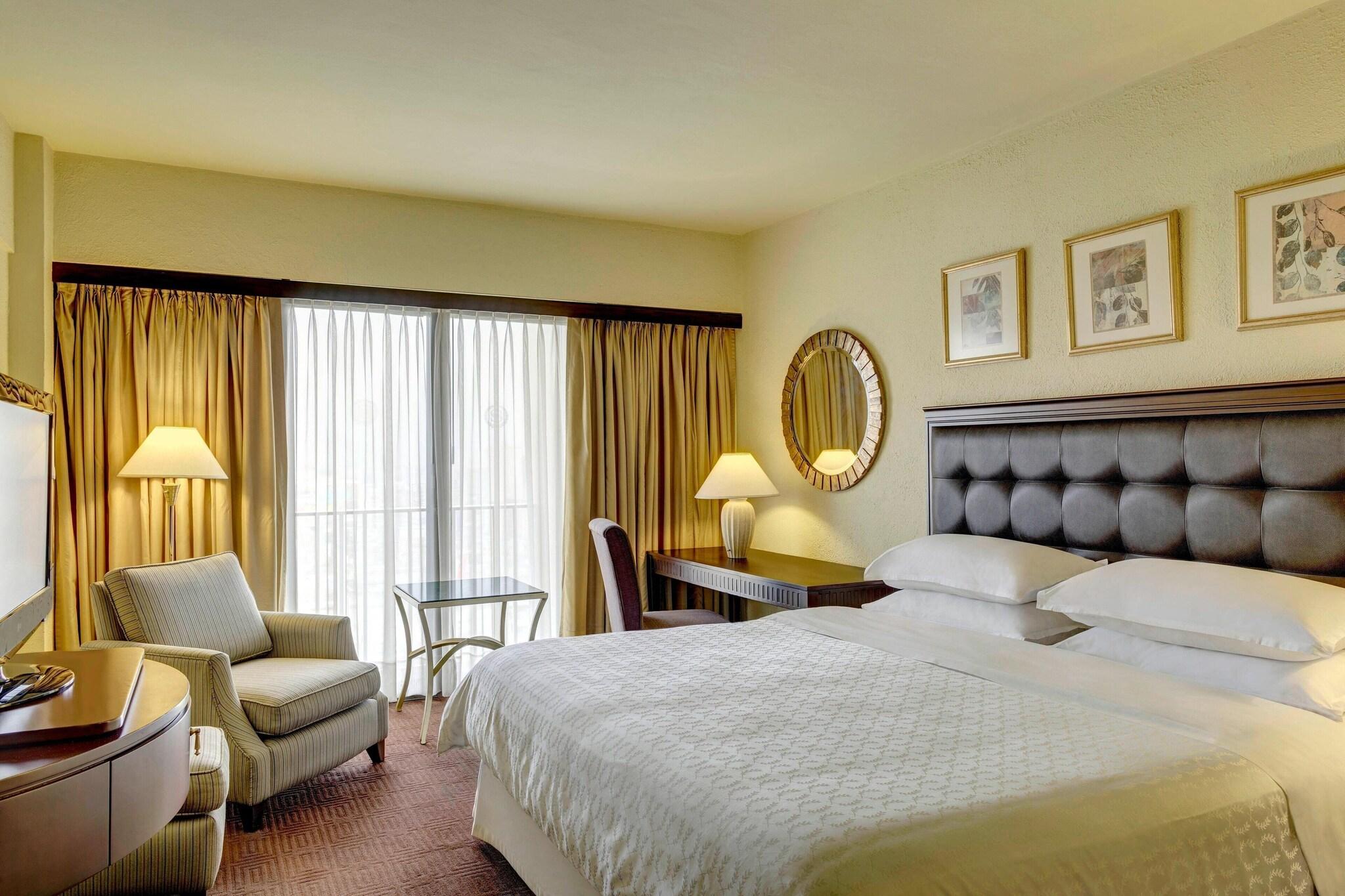 Double King Size Bed