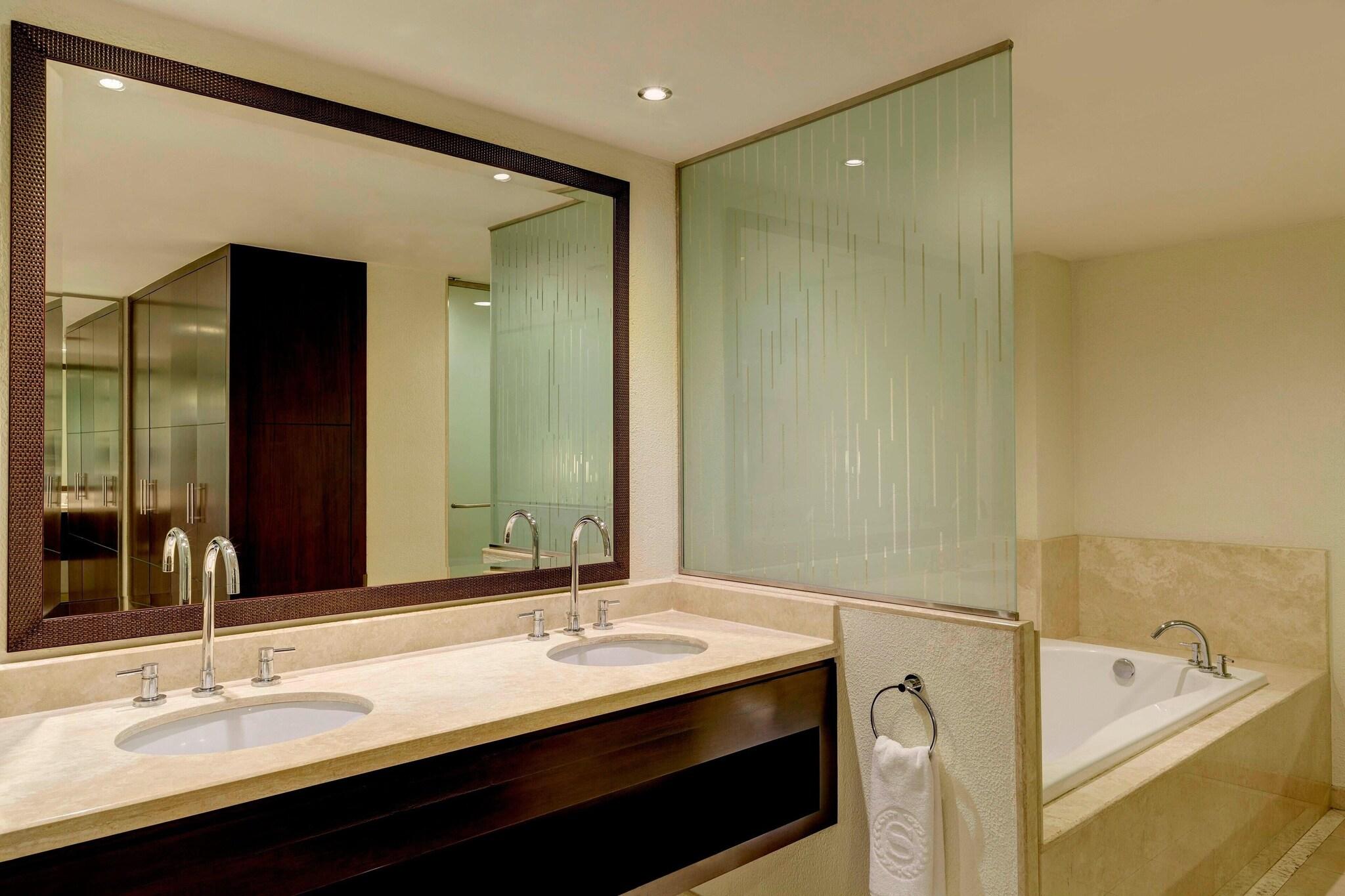 Junior Suite King Size Bed