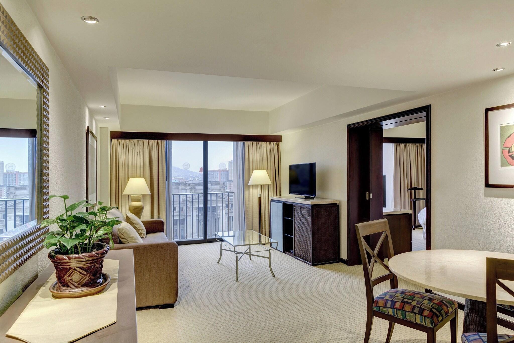 Junior Suite King Size Bed