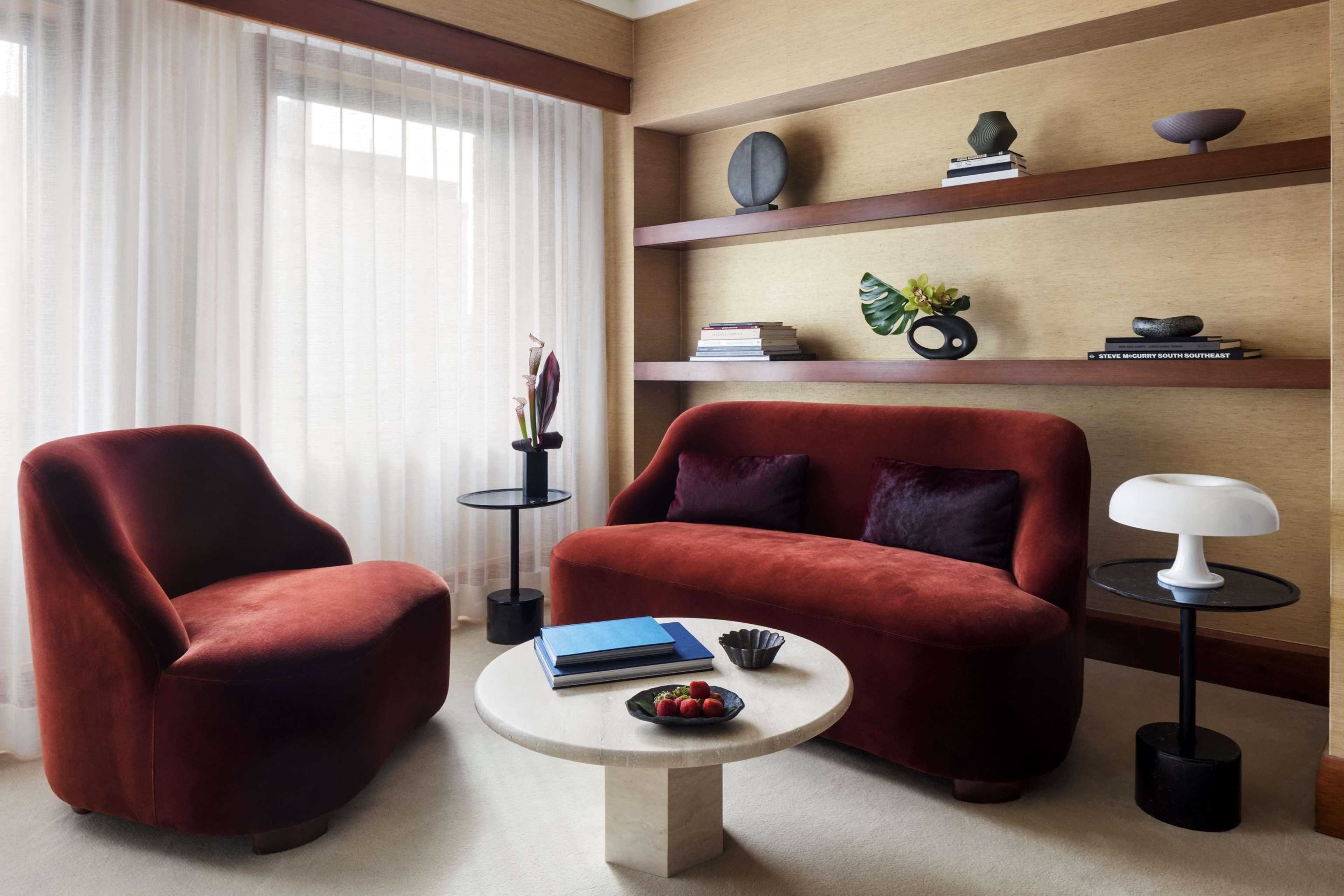 Junior Suite Deluxe King Bed