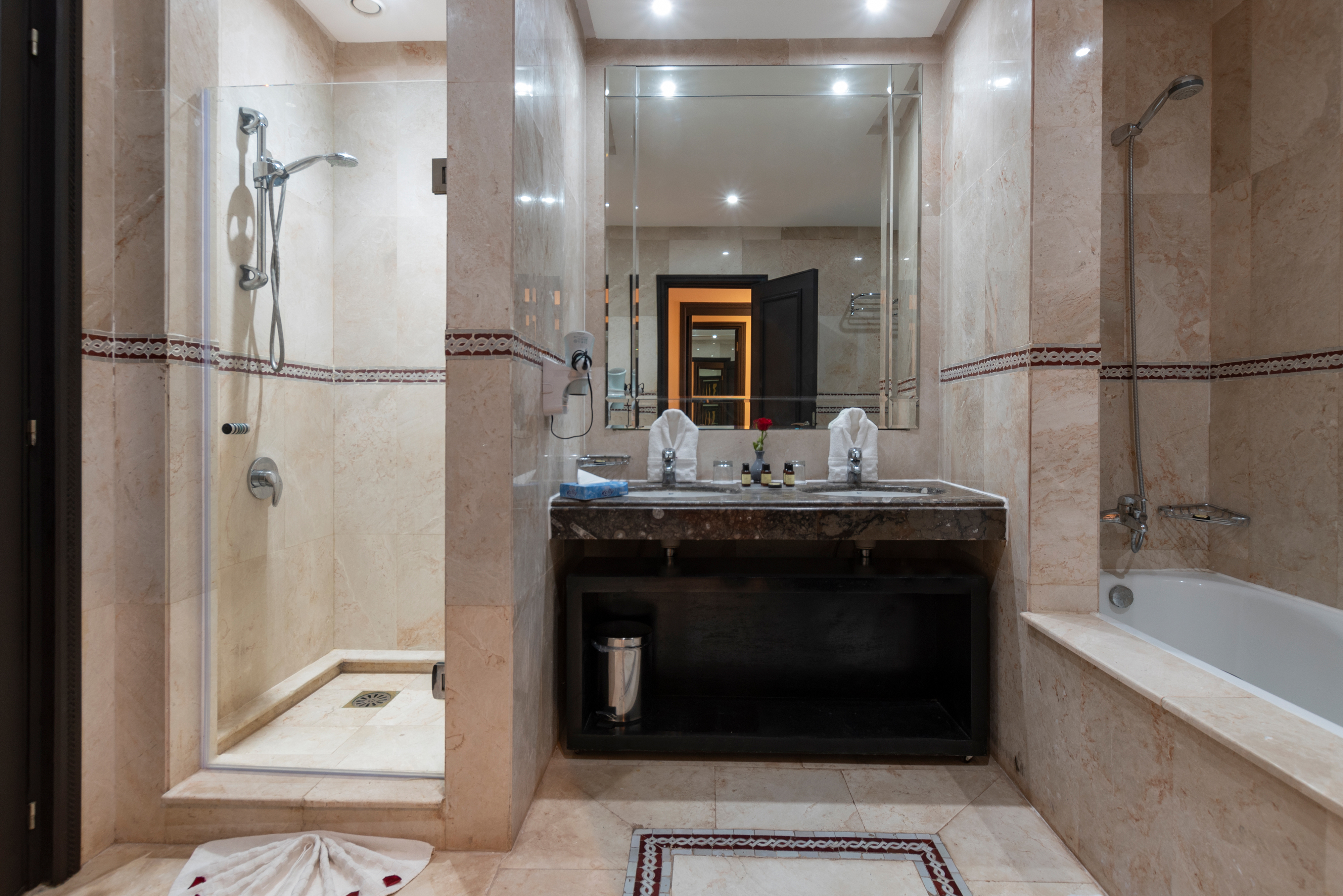 Single Deluxe One Bed