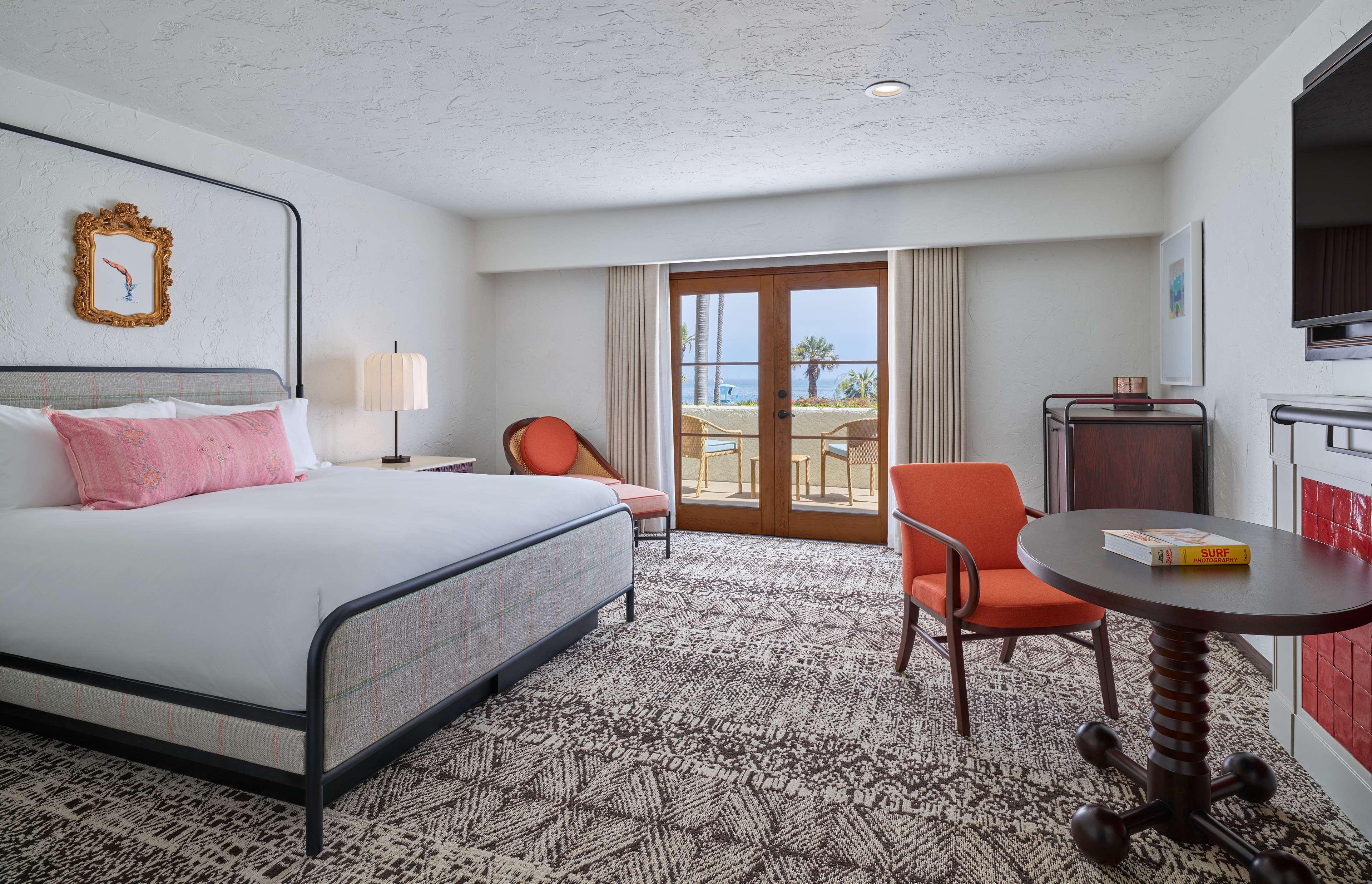 Double Ocean View King Bed