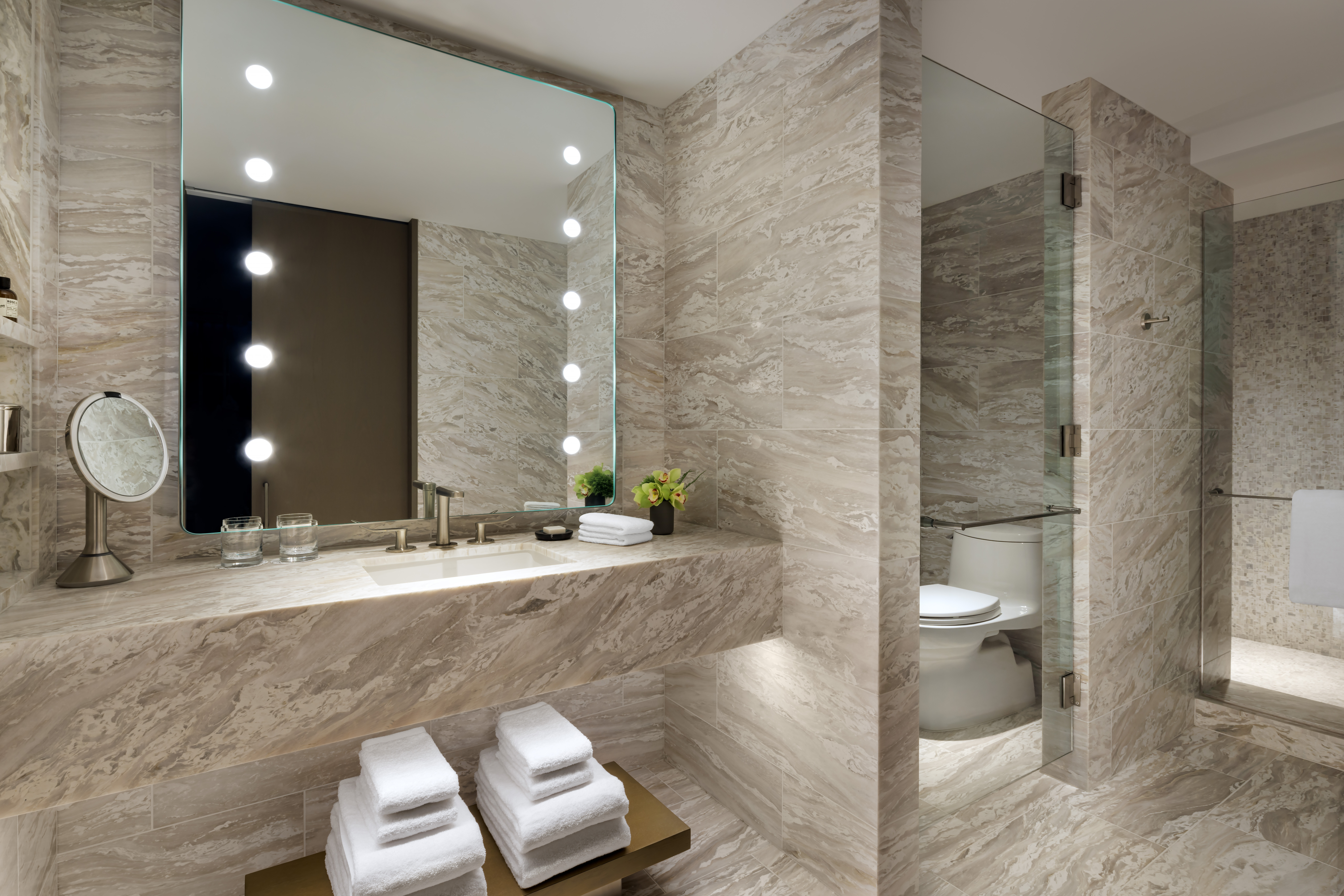 Suite Deluxe One Bedroom