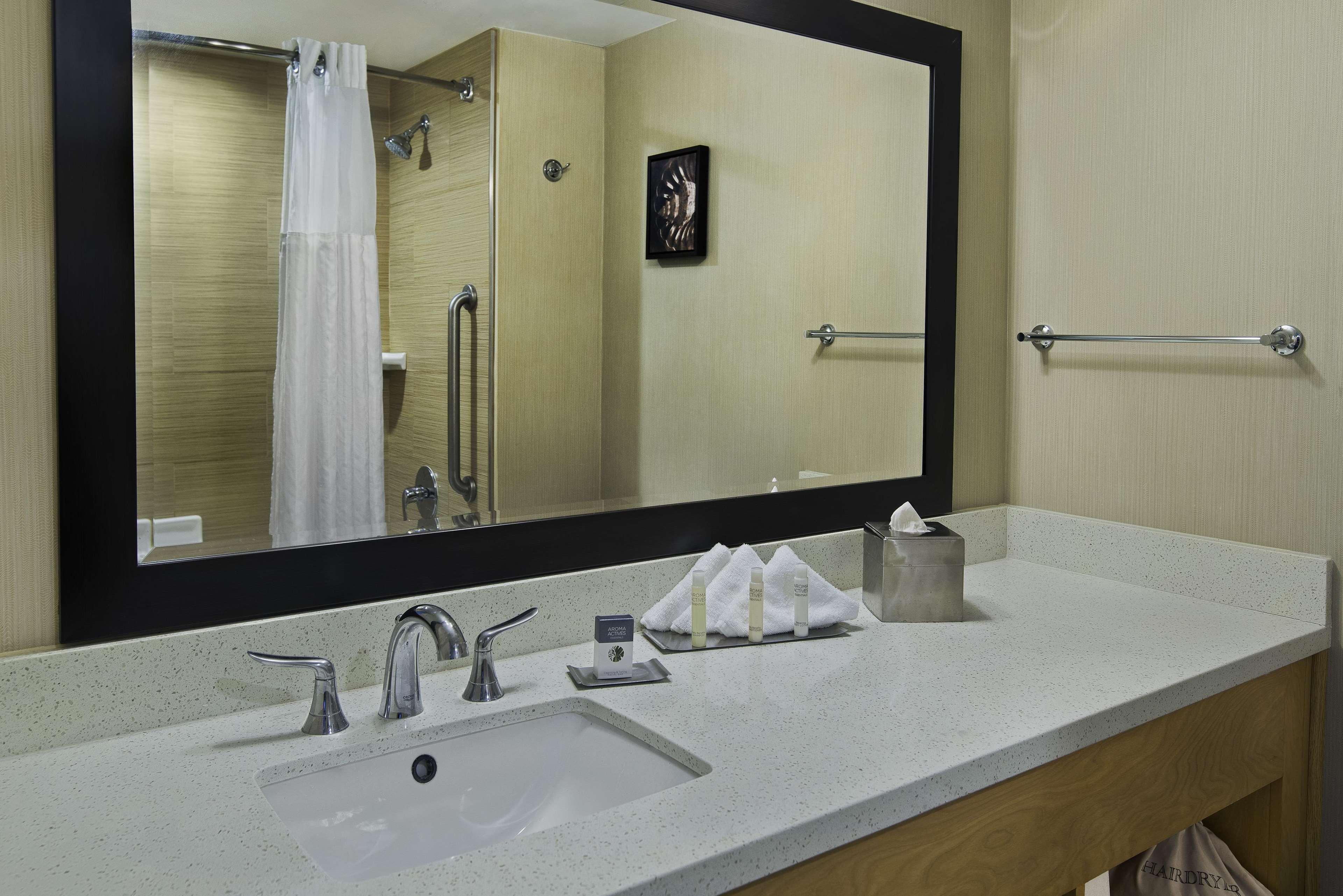 Double Pool View King Bed