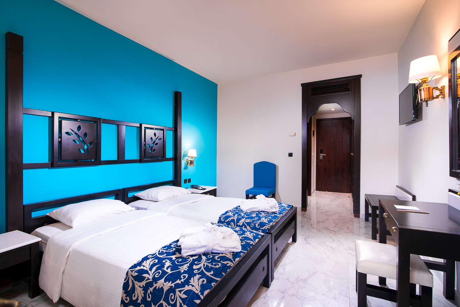 Double or Twin Standard