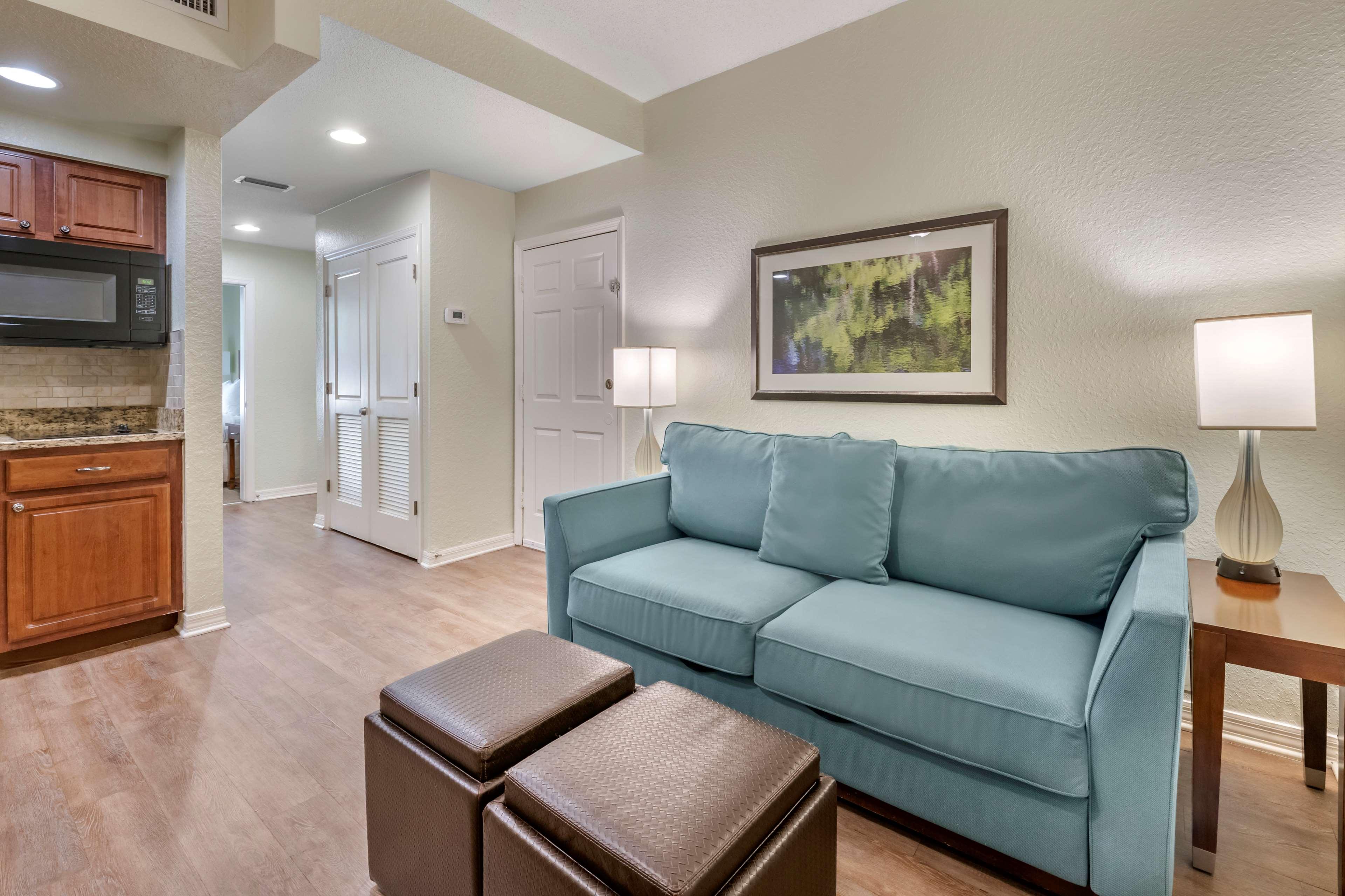 Suite Queen Size Bed