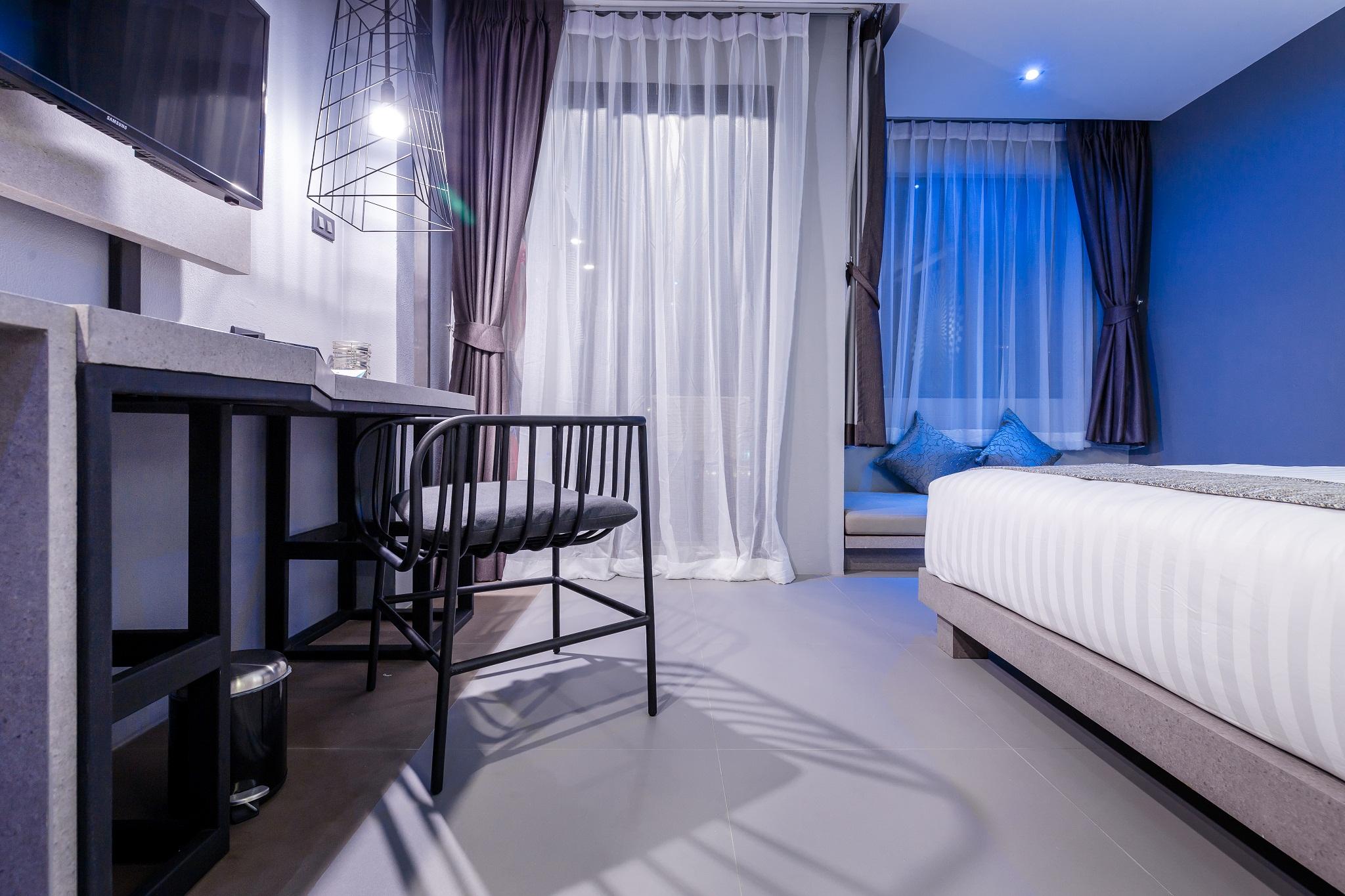 Double or Twin Standard