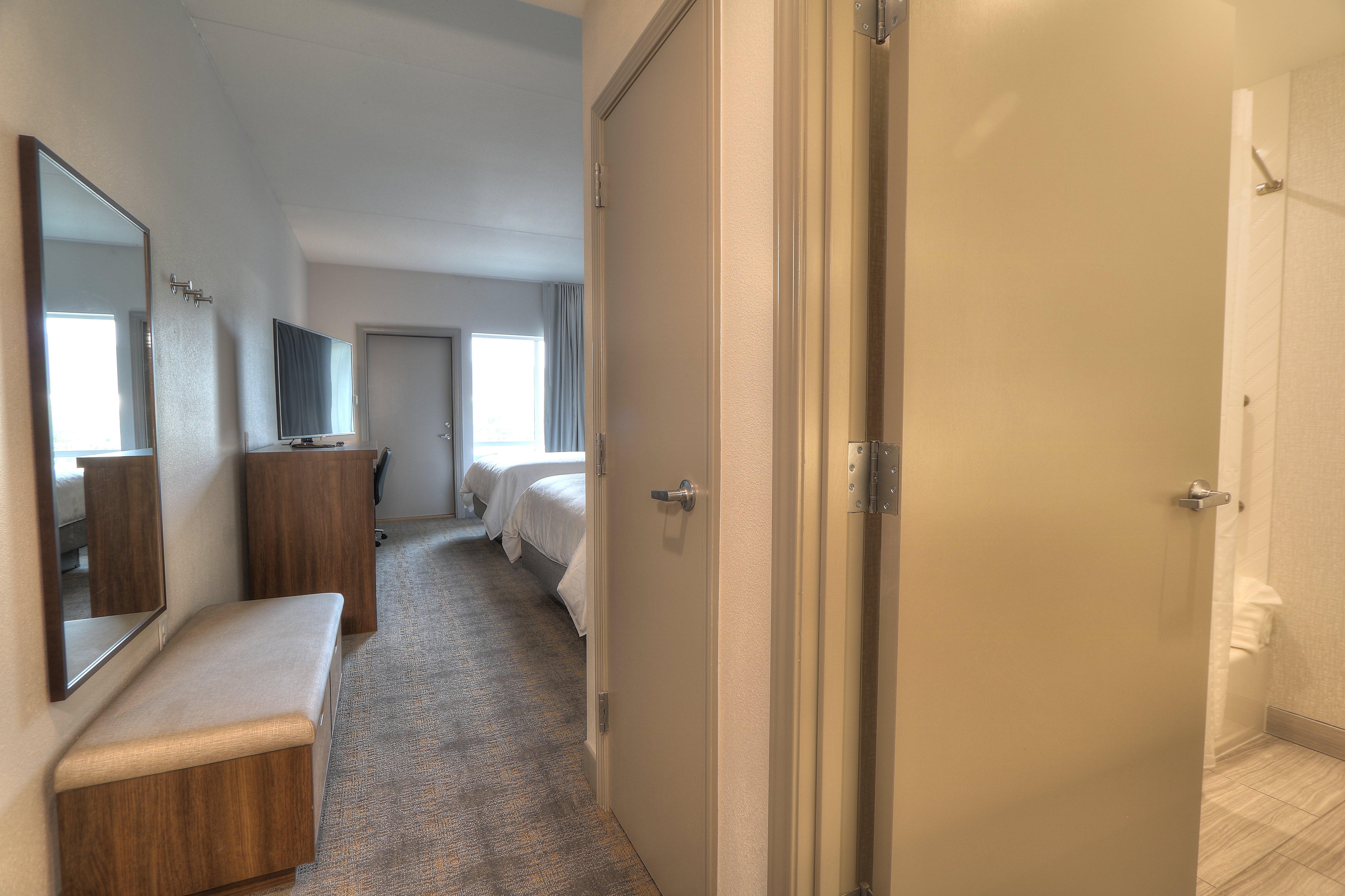 Double Two Queen Beds Premium