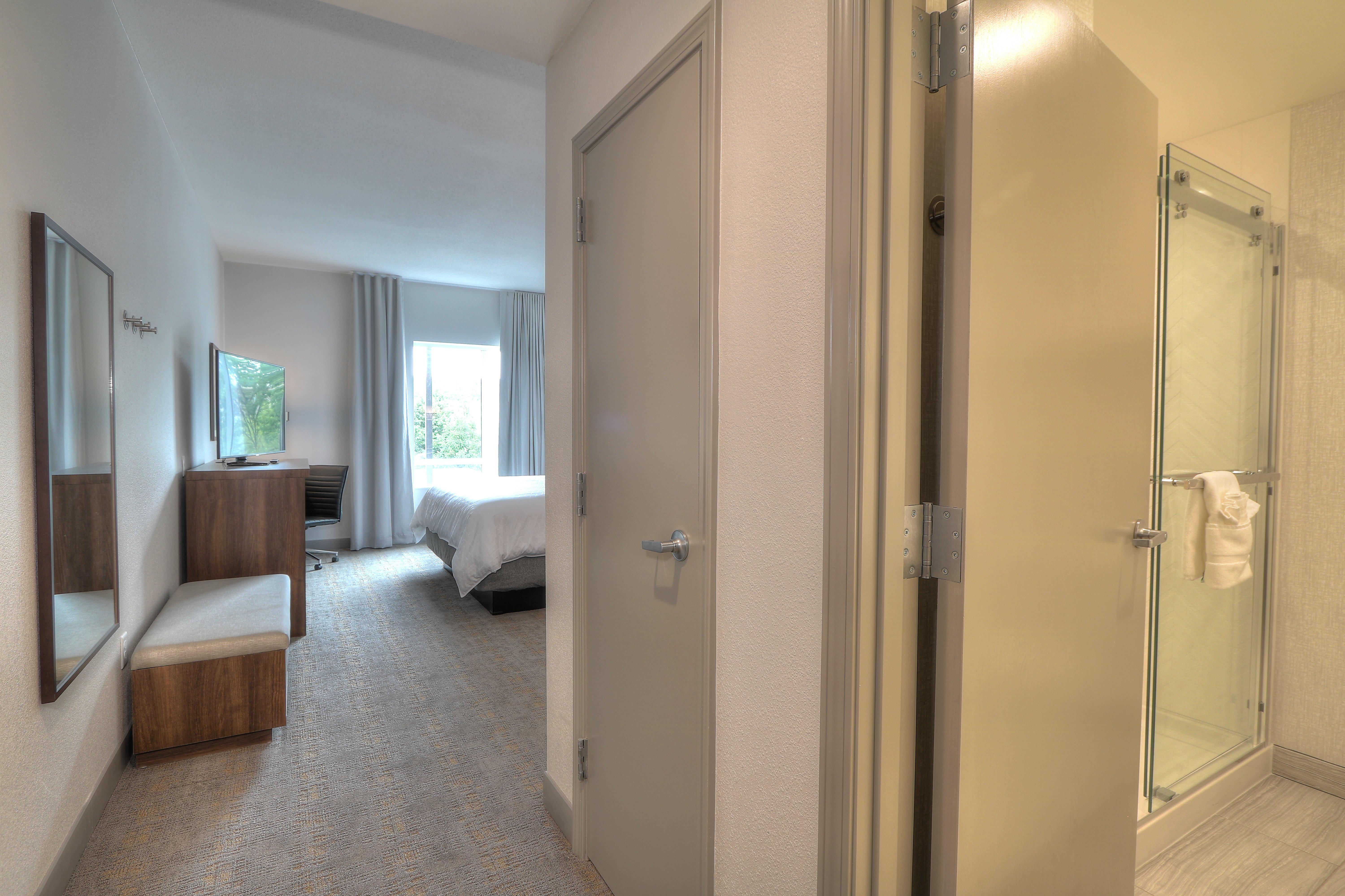 Double King Bed Non Smoking