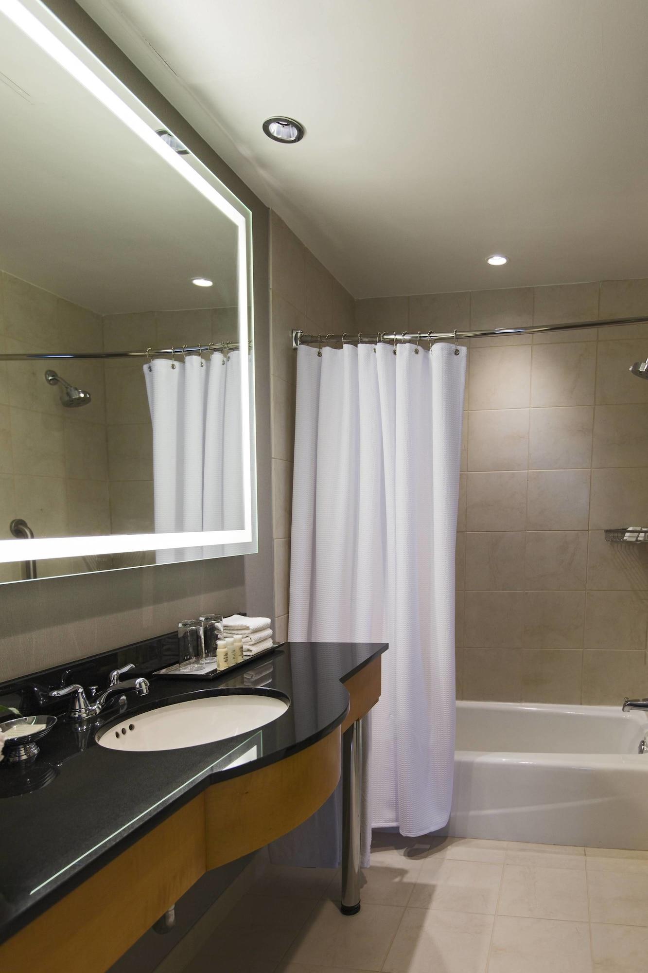 Suite Two Double Beds One Bedroom 