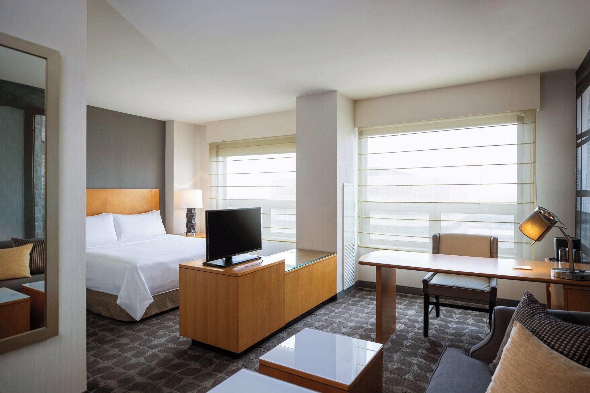 Studio Two Double Beds