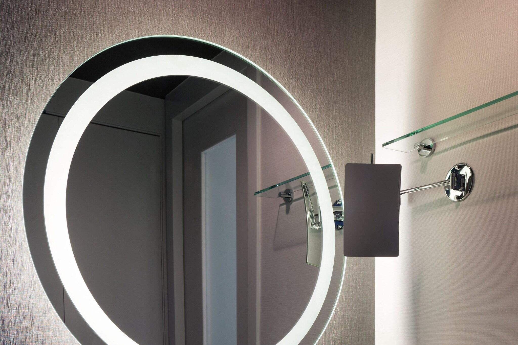 Double Classic King Bed