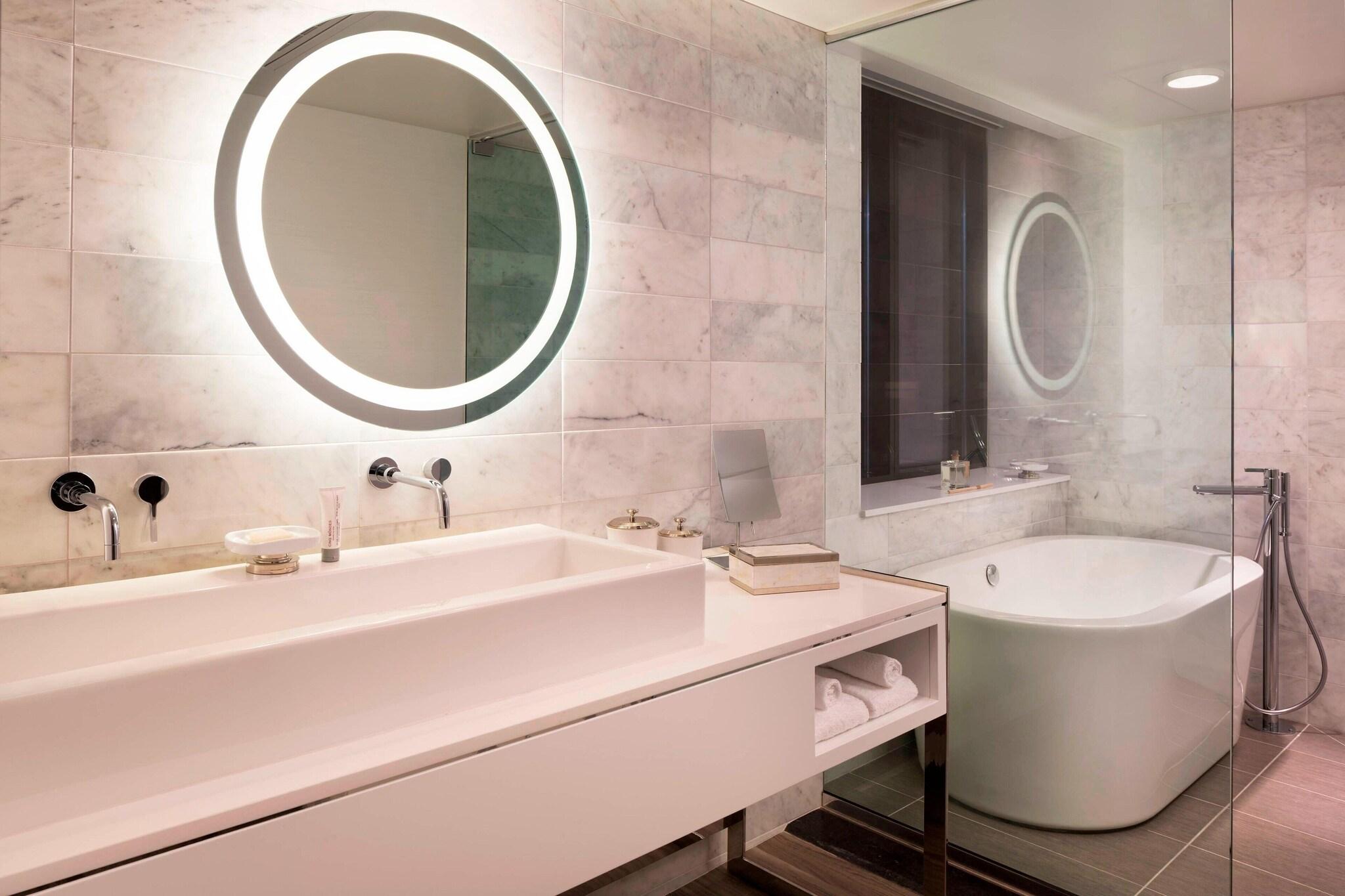 Quadruple Classic Two Queen Beds