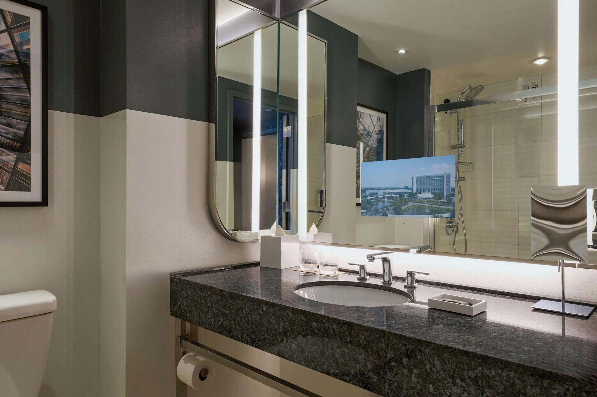 Suite Deluxe with Views