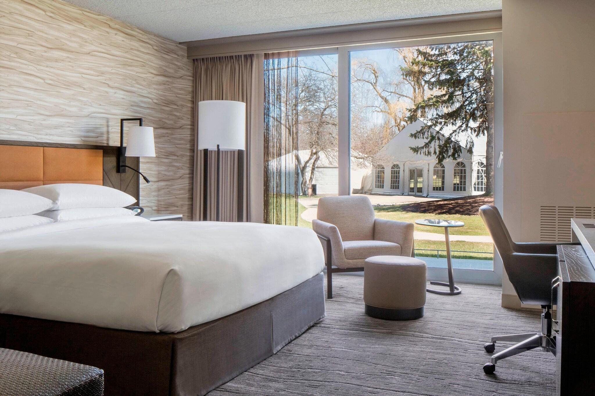 Double Executive King Bed