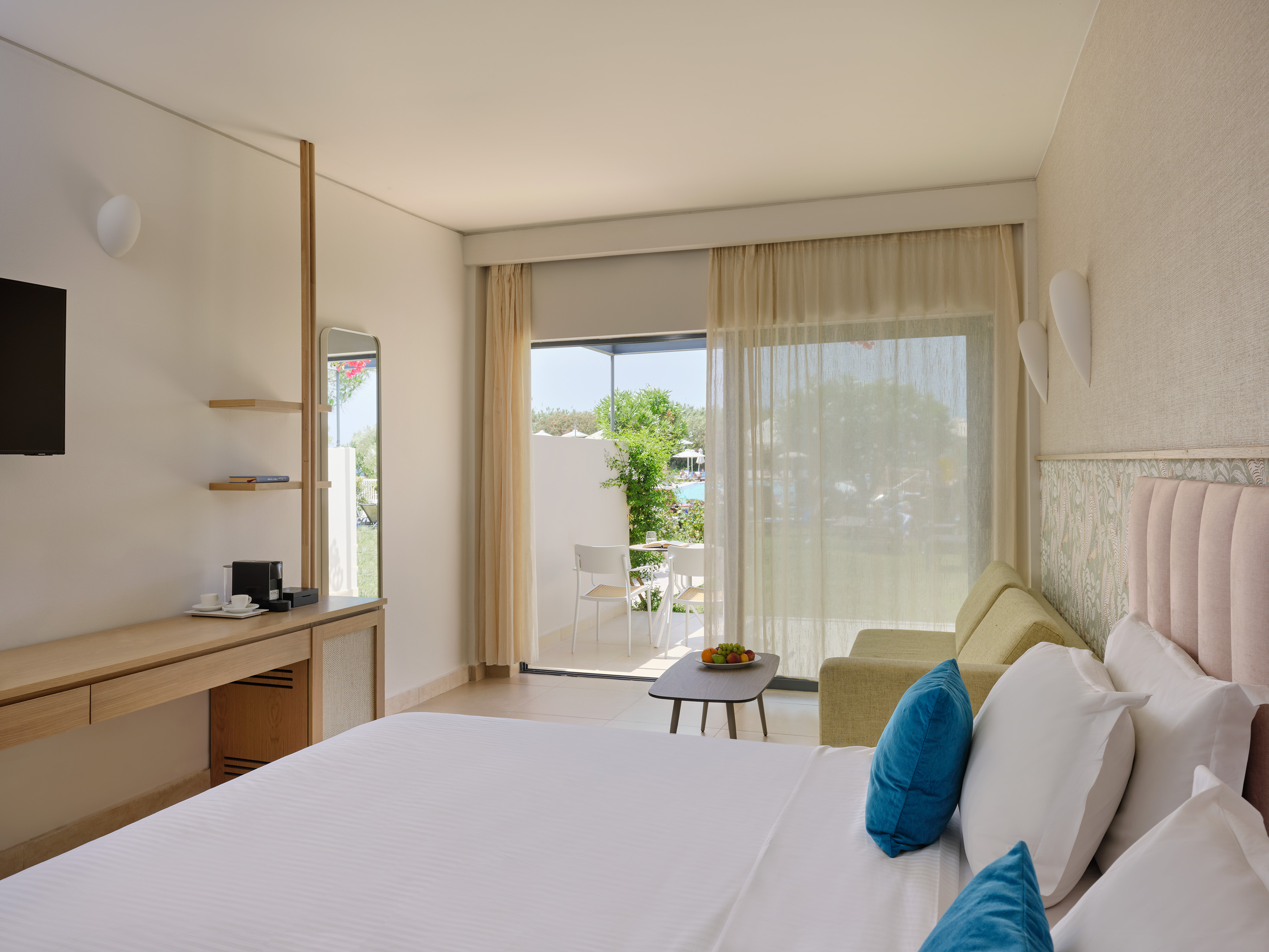 Junior Suite Side Sea View