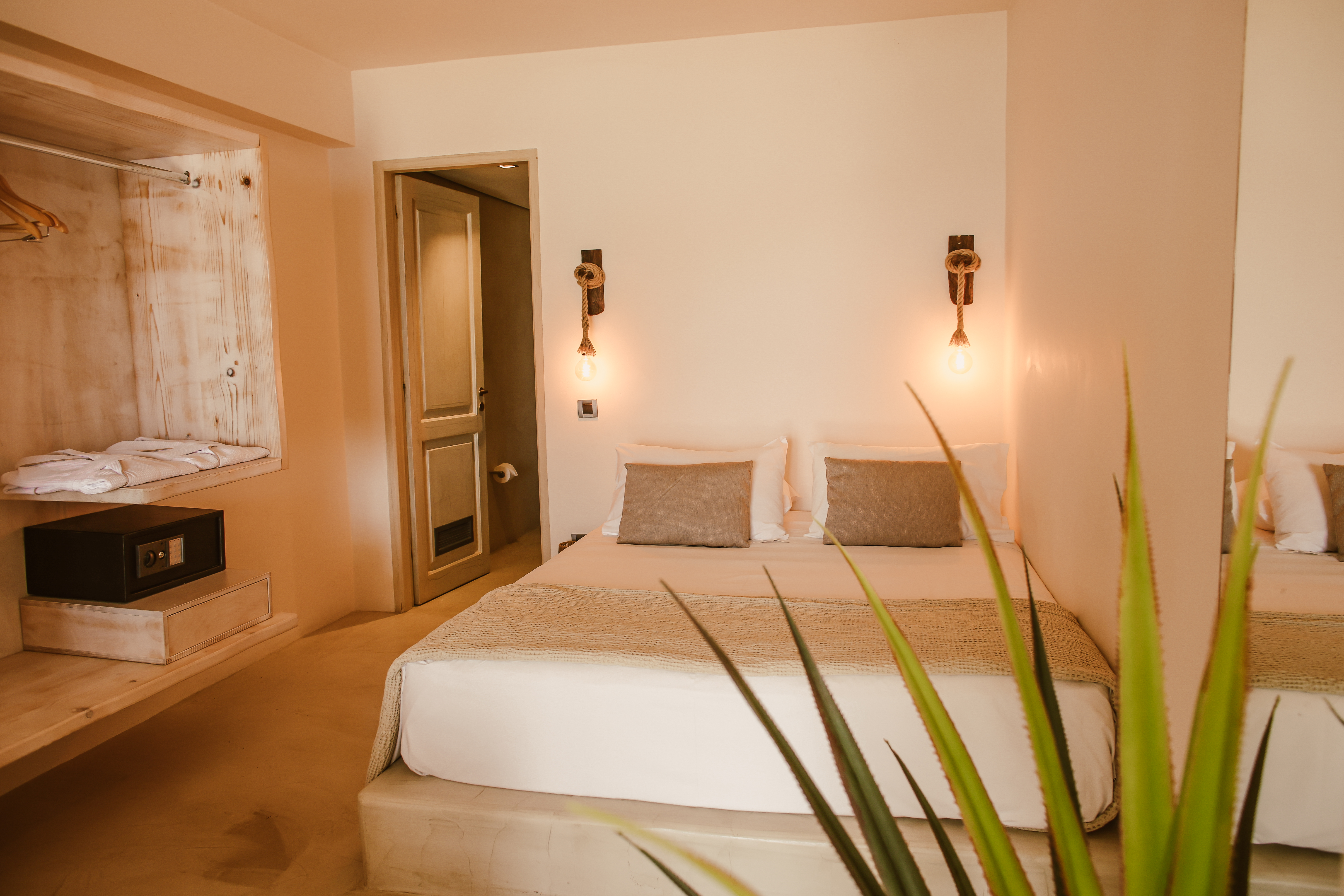 Suite Sea View King Bed