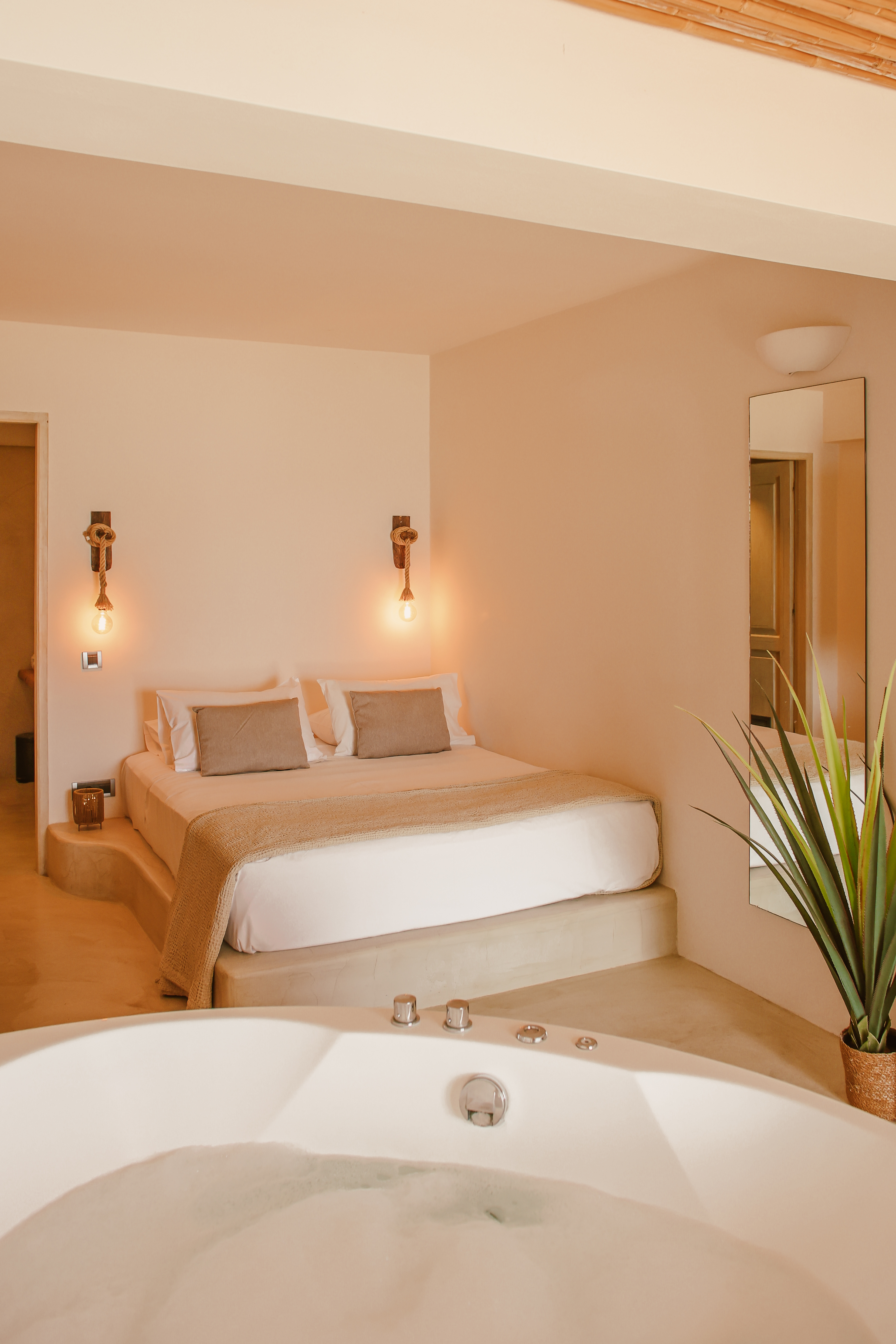 Suite Sea View King Bed