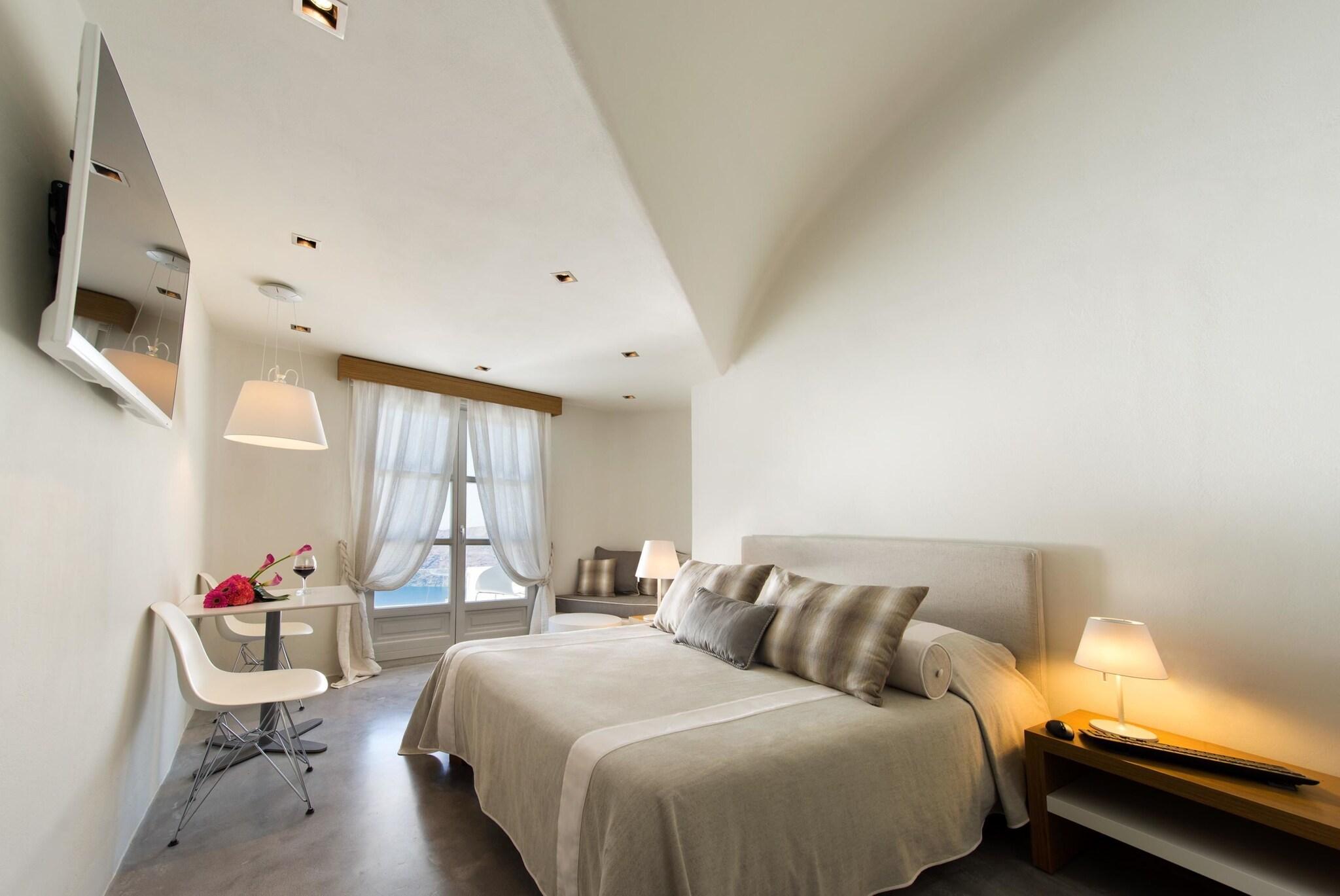 Double Deluxe One Bed