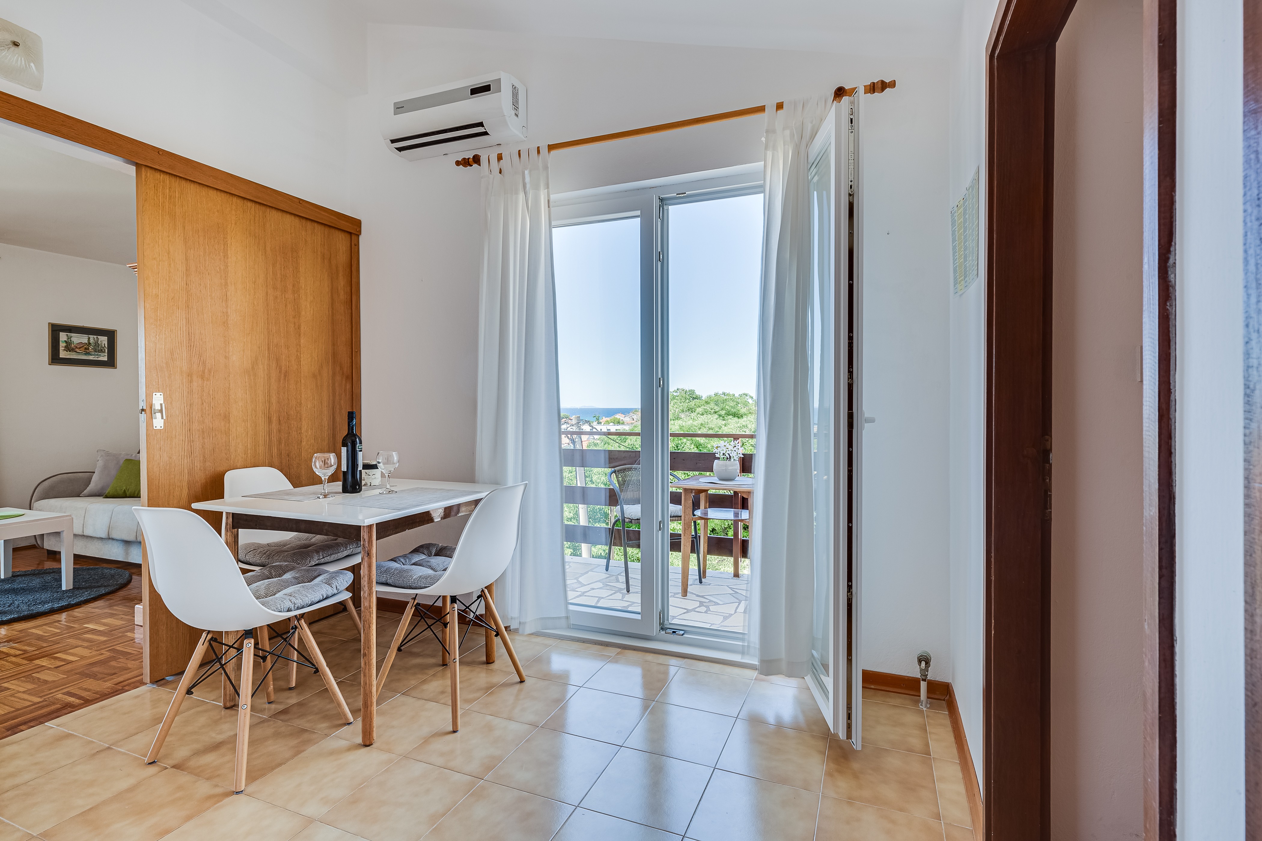 Apartment Capacity 2