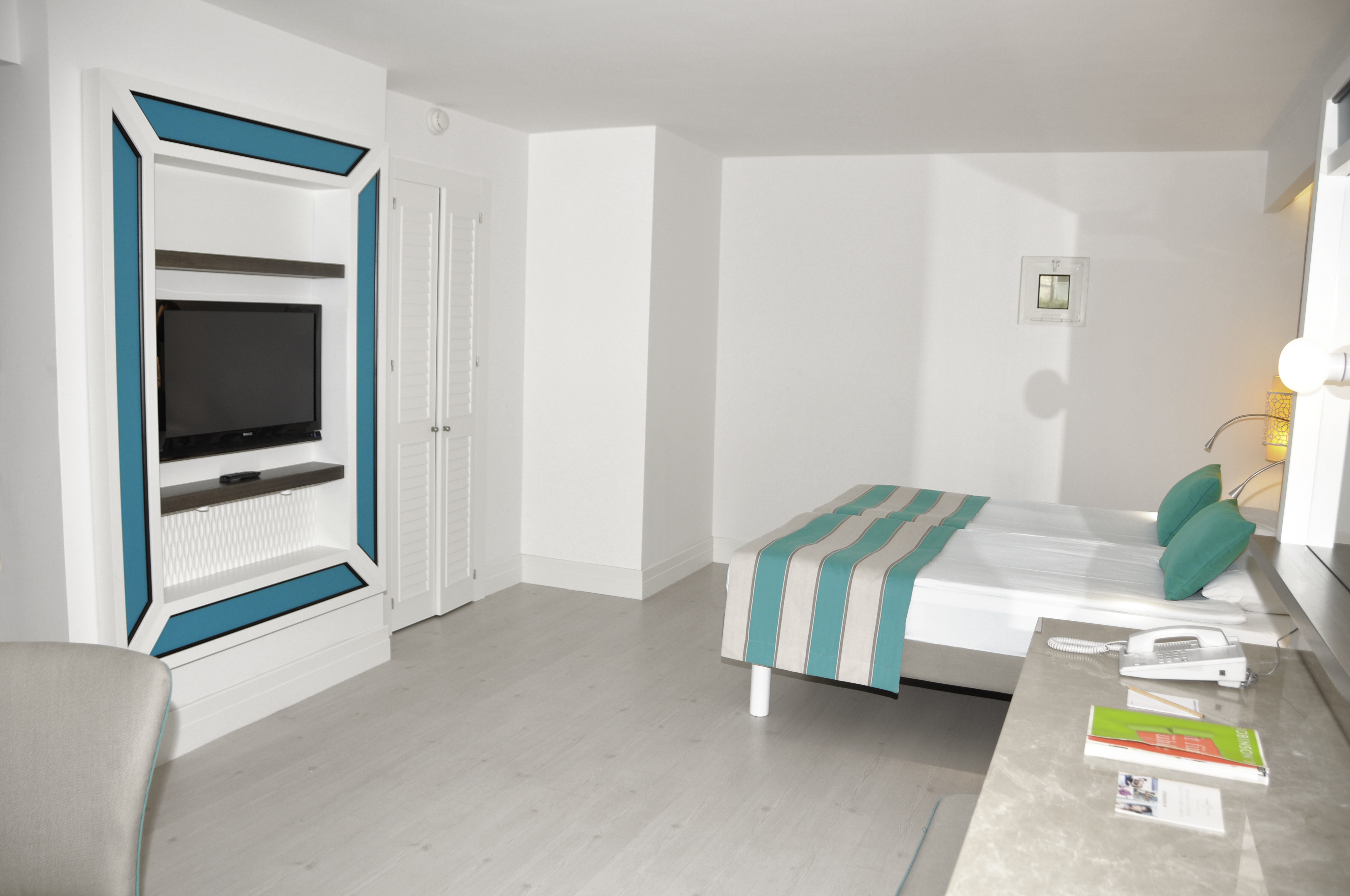 Double Single Economy